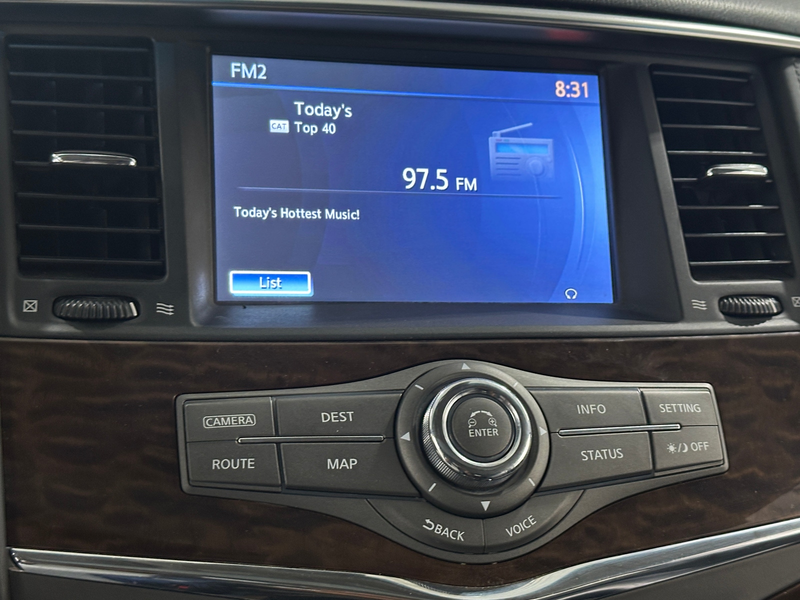 Thumbnail: 2017 Nissan Armada - 3