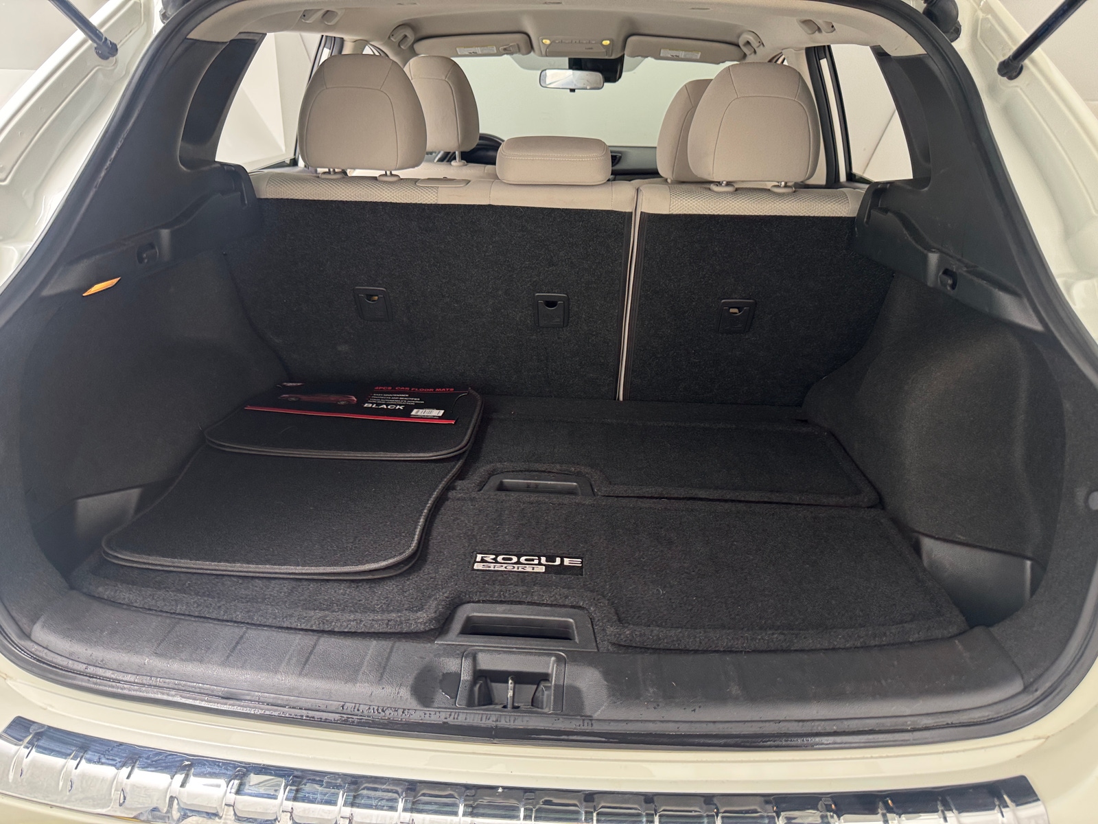 Thumbnail: 2019 Nissan Rogue Sport - 7