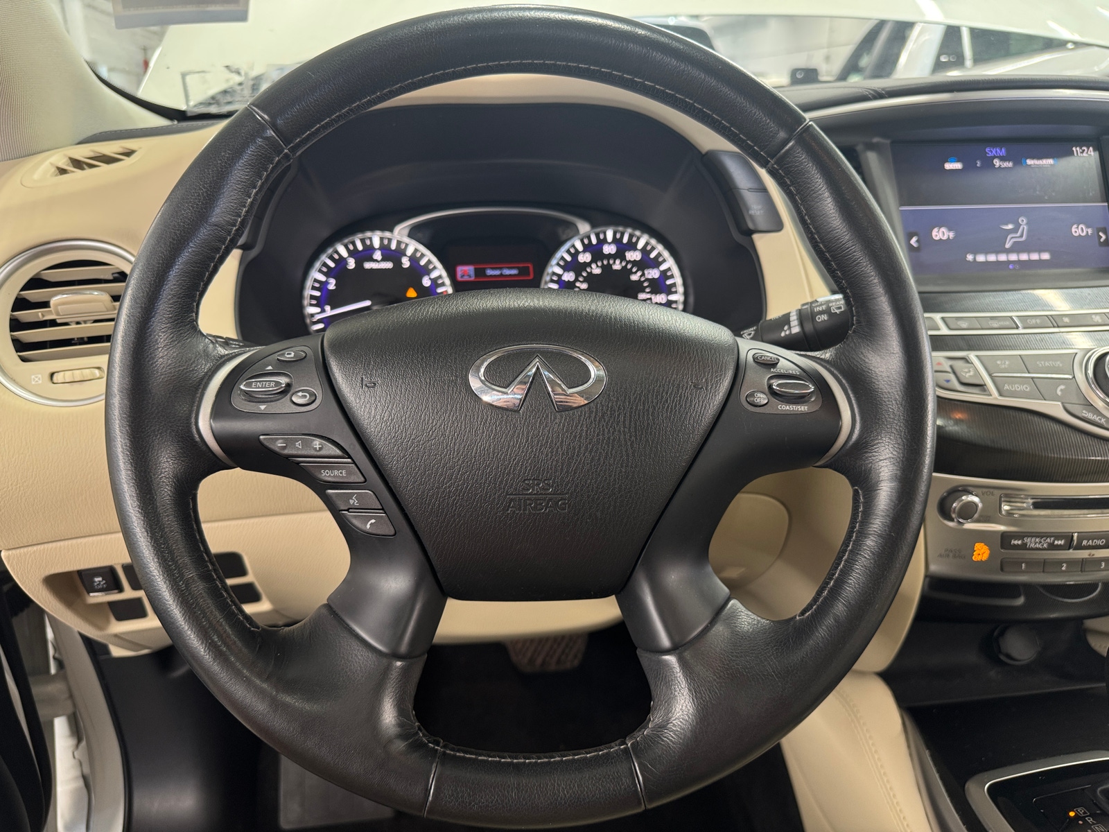 Thumbnail: 2019 INFINITI QX60 - 4
