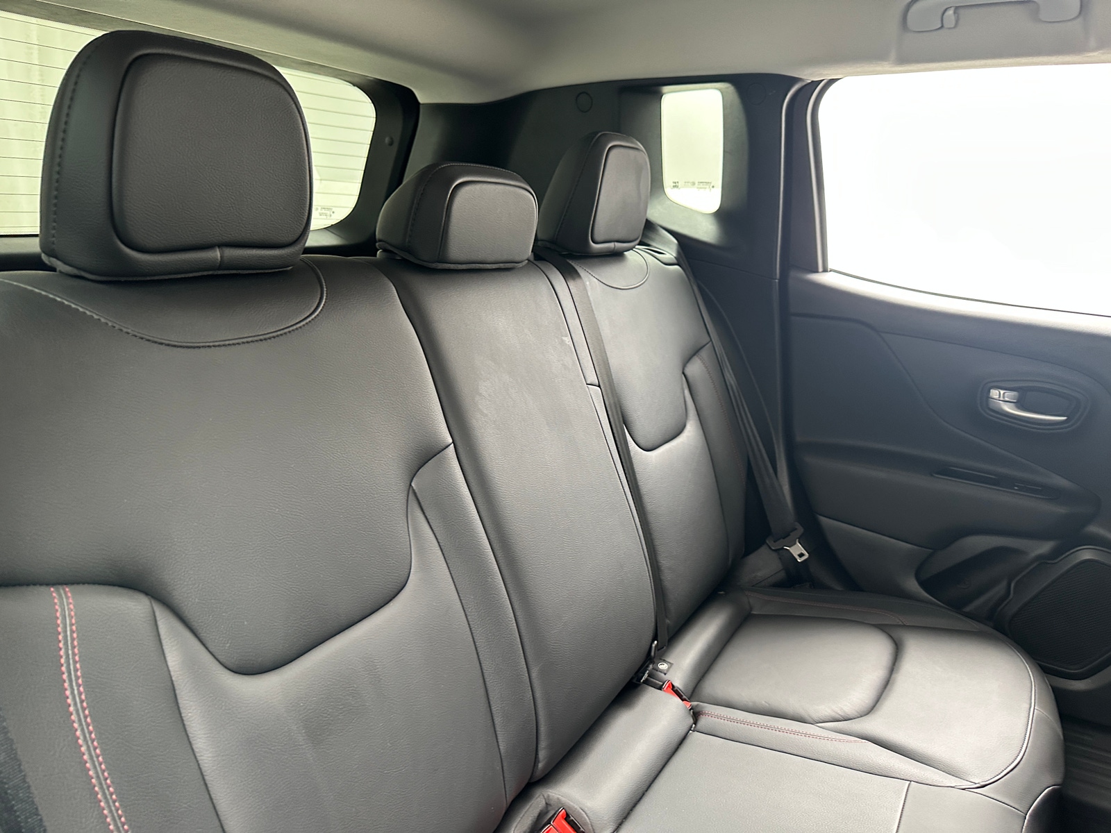 Thumbnail: 2023 Jeep Renegade - 6