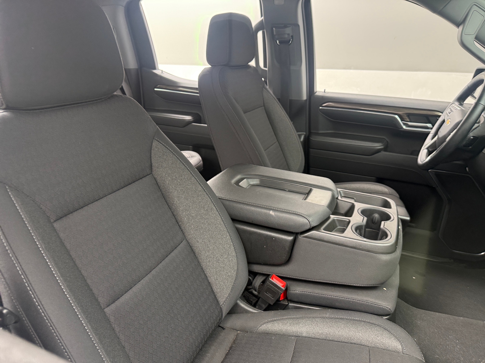 Thumbnail: 2023 Chevrolet Silverado 1500 - 2