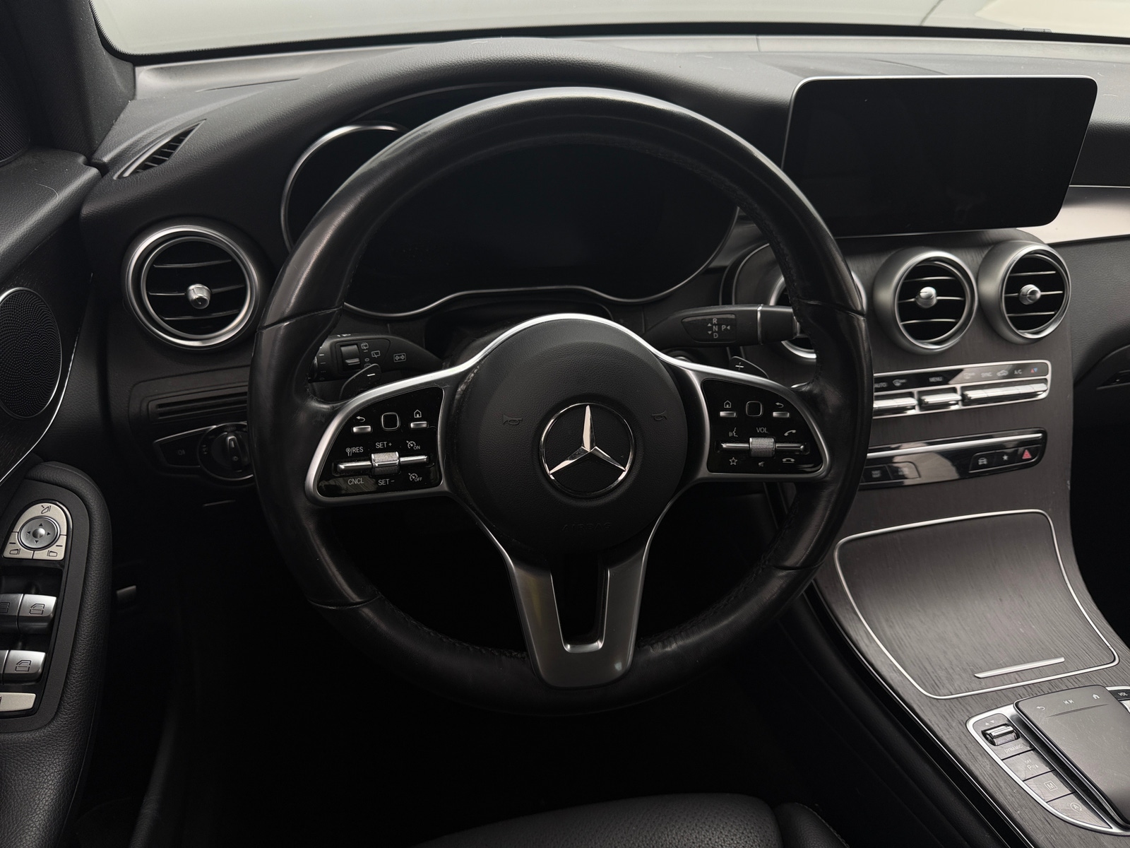 Thumbnail: 2022 Mercedes-Benz GLC - 4