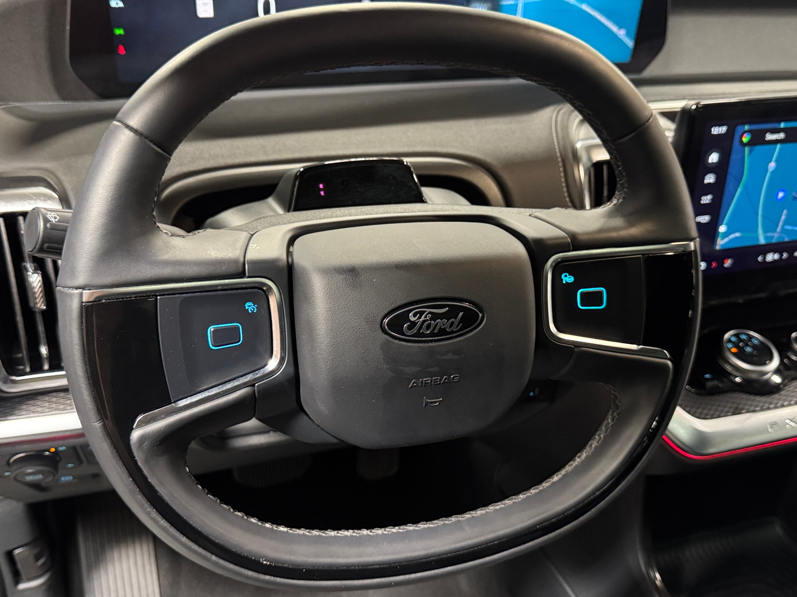 Thumbnail: 2025 Ford Expedition - 4