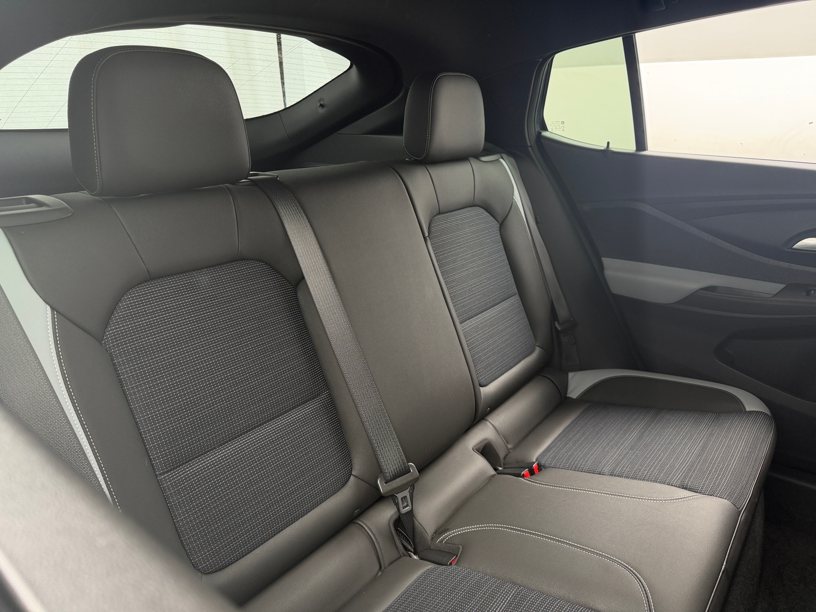Thumbnail: 2024 Buick Envista - 6