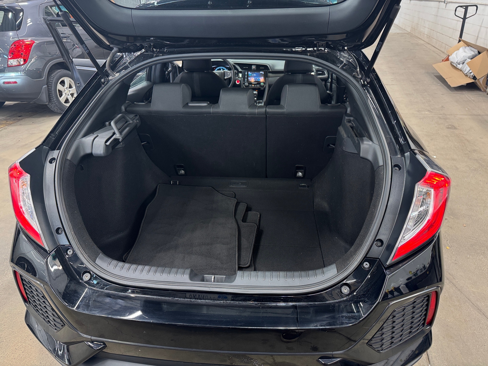 Thumbnail: 2018 Honda Civic - 6