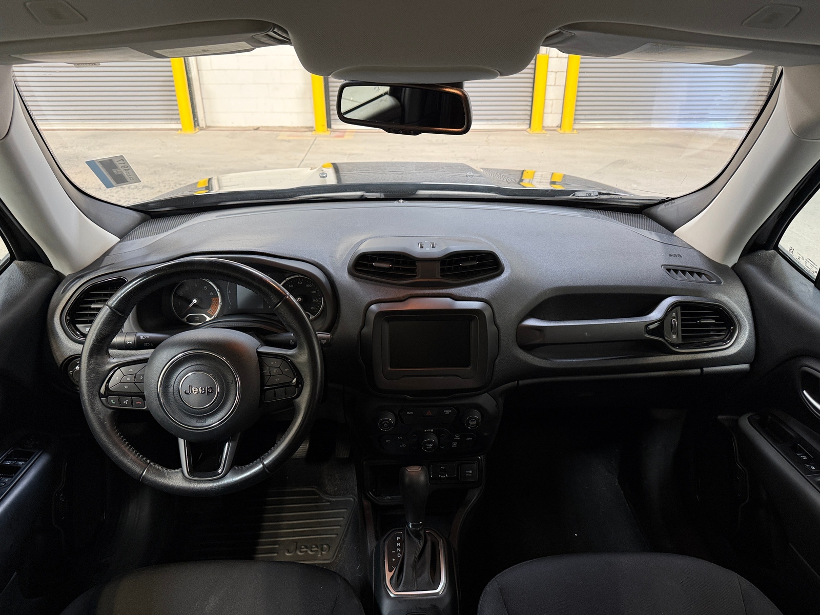 Thumbnail: 2020 Jeep Renegade - 3