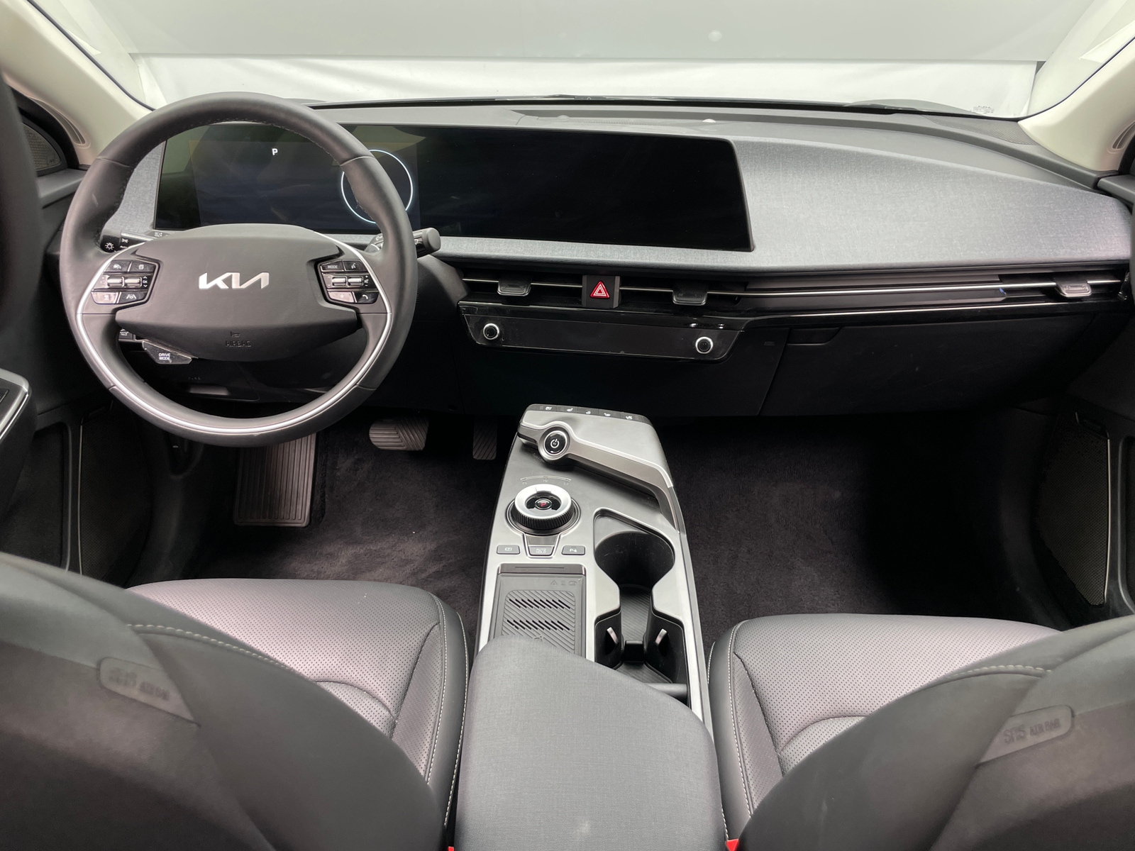 Thumbnail: 2024 Kia EV6 - 2