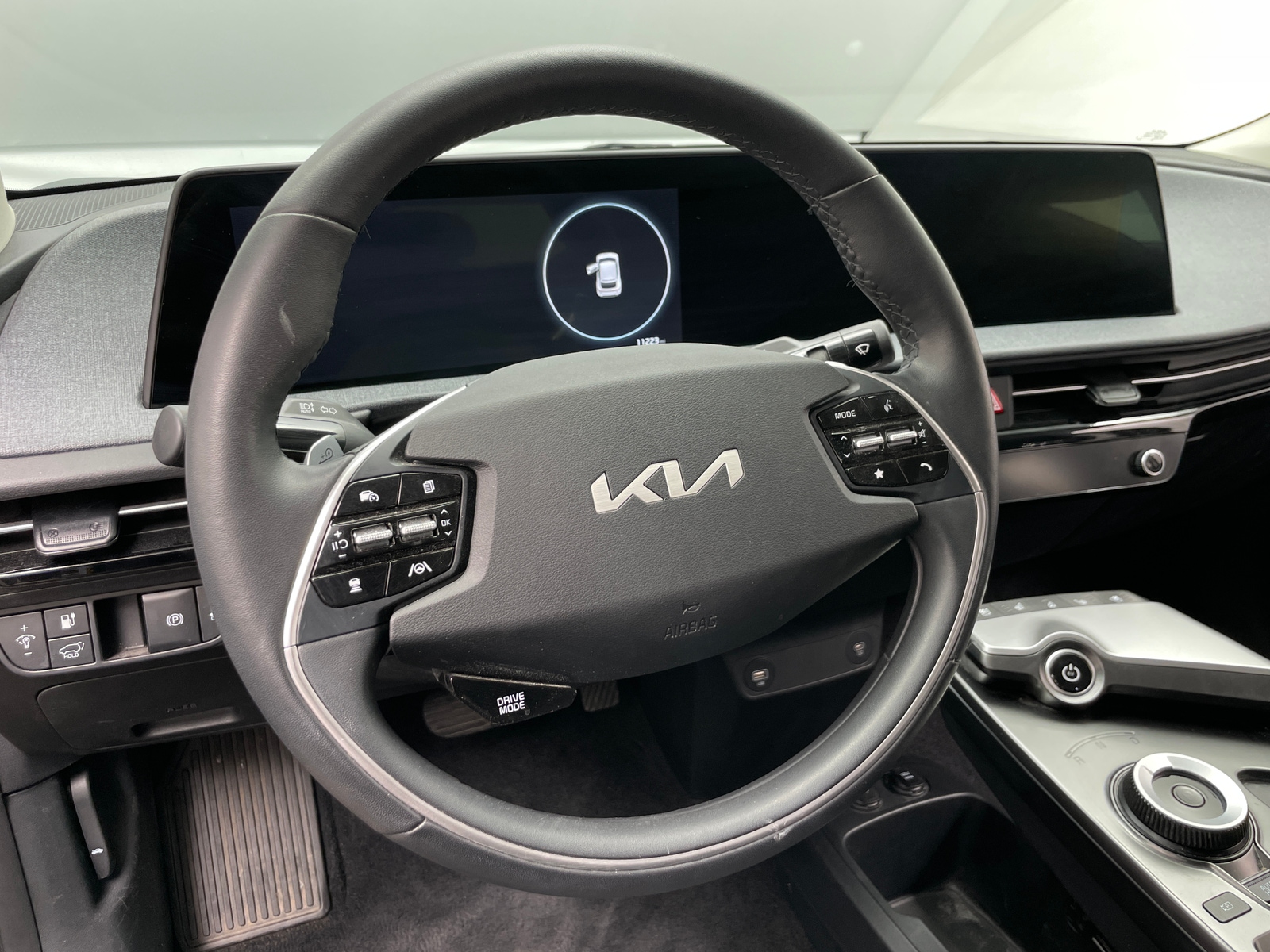 Thumbnail: 2024 Kia EV6 - 4