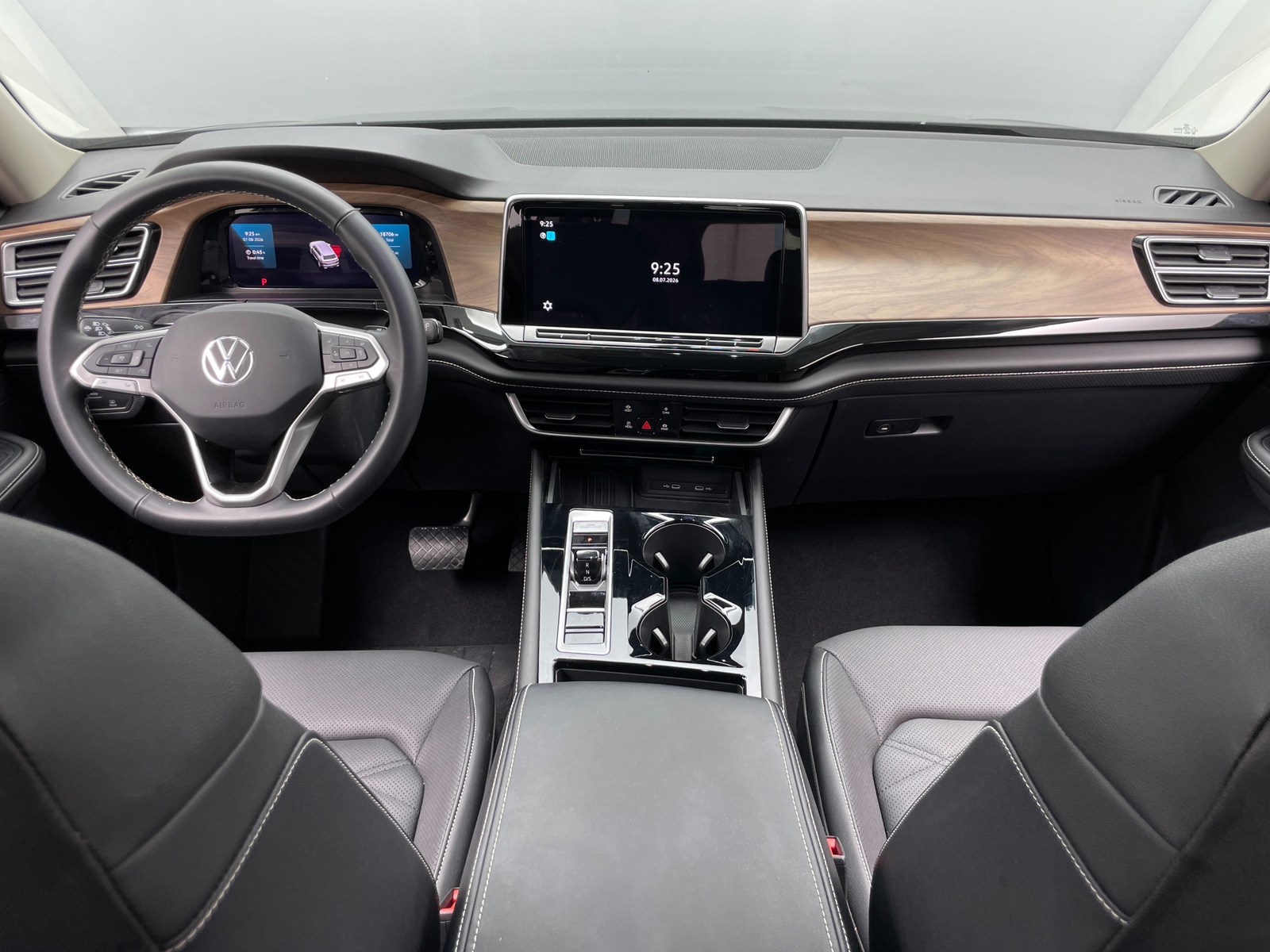 Thumbnail: 2026 Volkswagen Atlas - 2