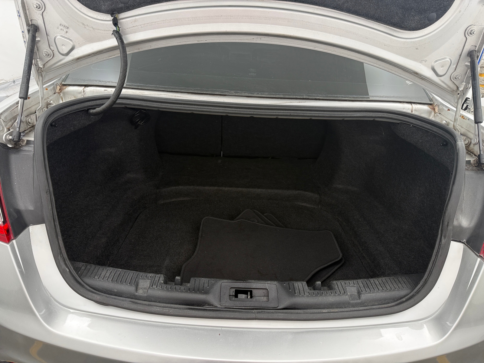 Thumbnail: 2014 Ford Taurus - 7