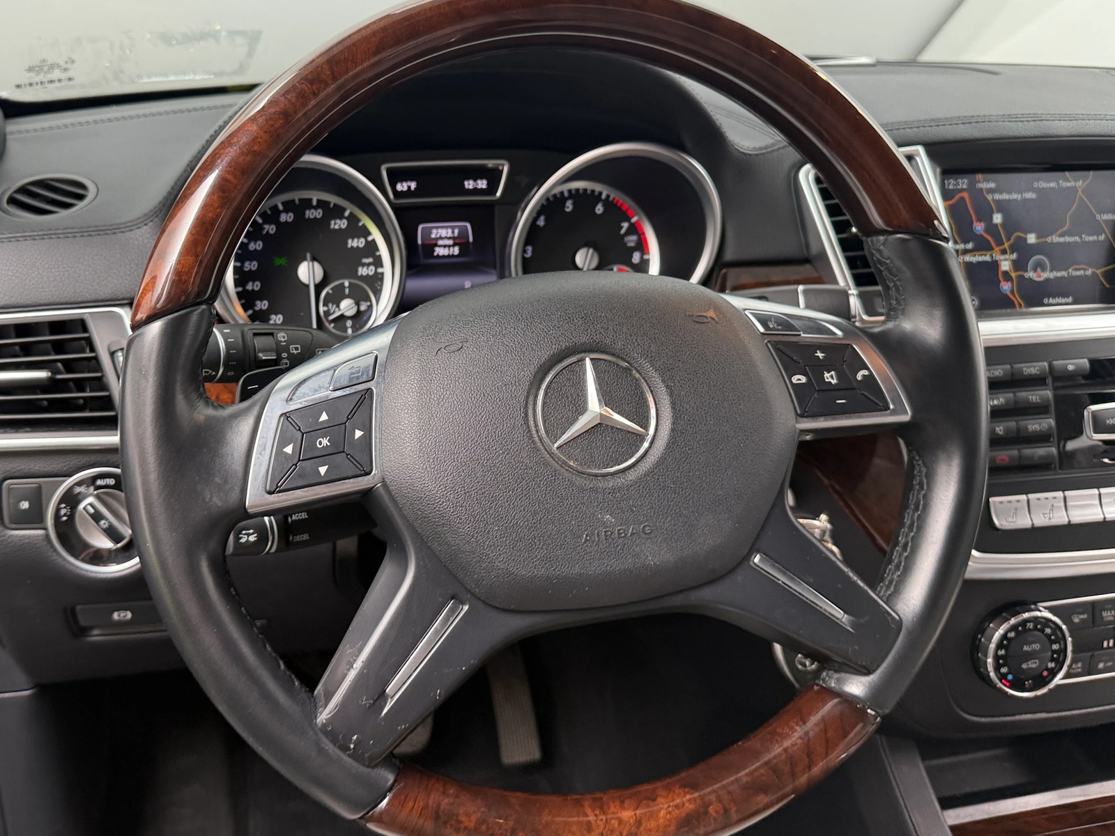 Thumbnail: 2014 Mercedes-Benz GL-Class - 4