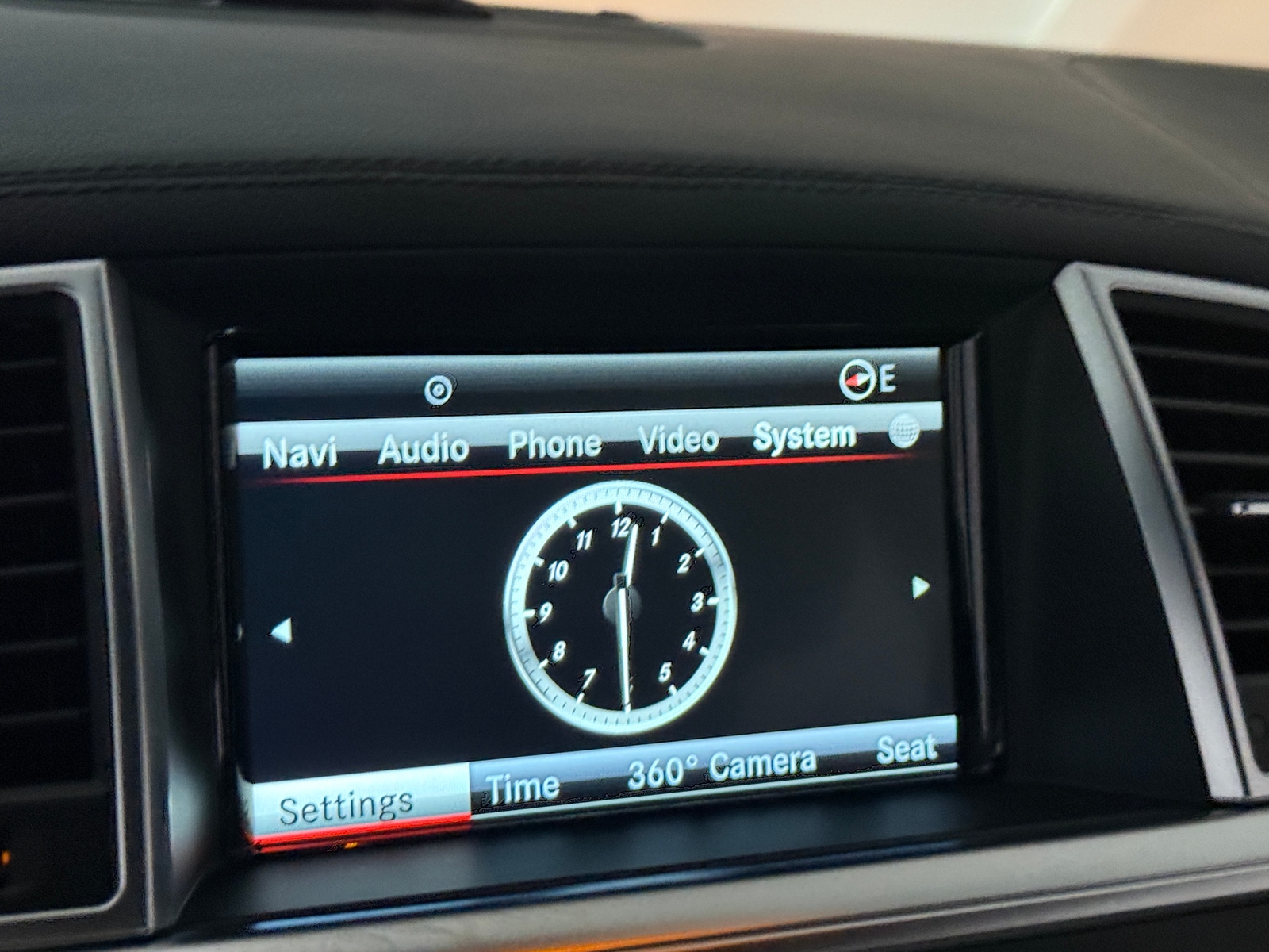 Thumbnail: 2014 Mercedes-Benz GL-Class - 3