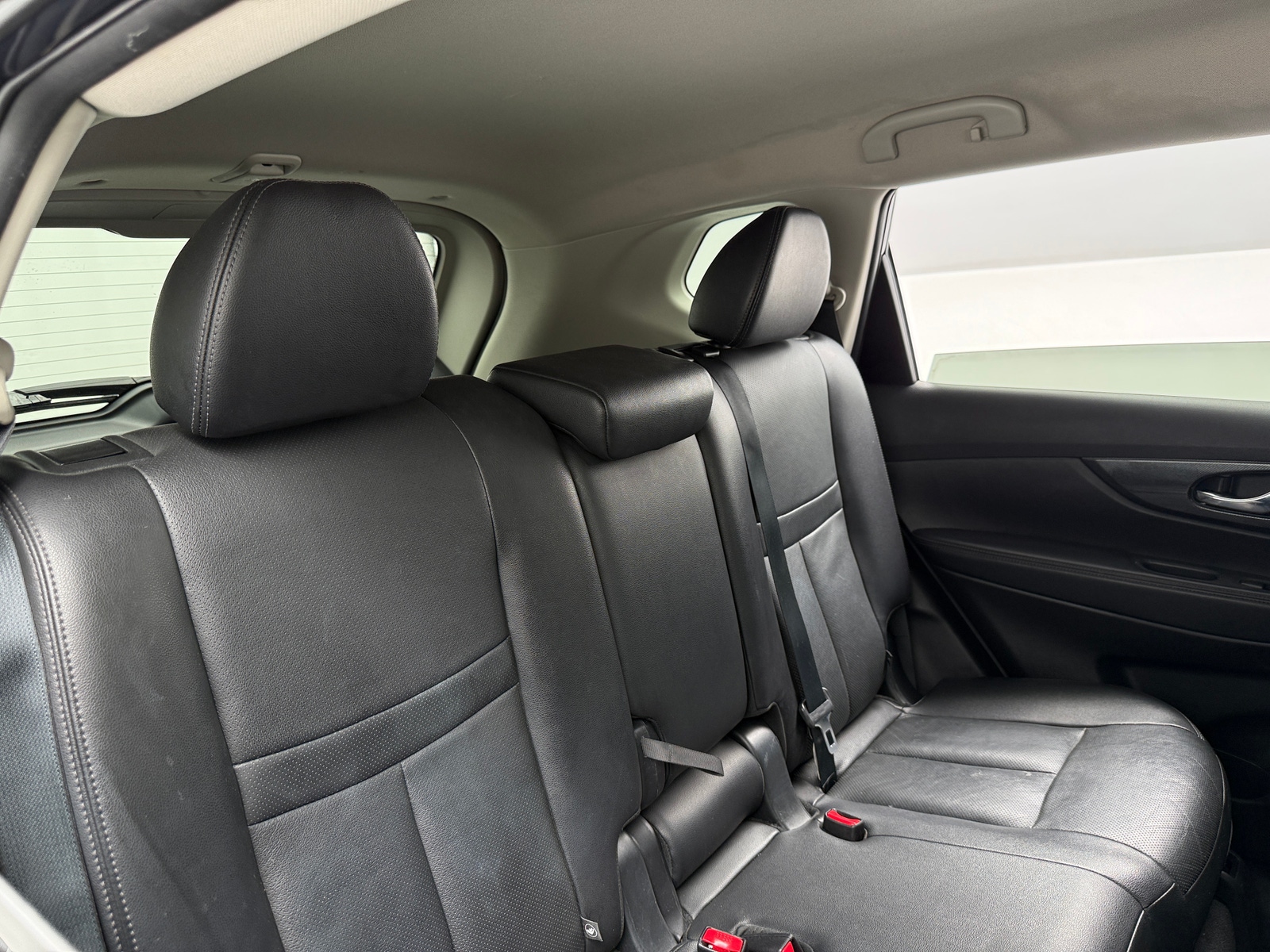 Thumbnail: 2016 Nissan Rogue - 5