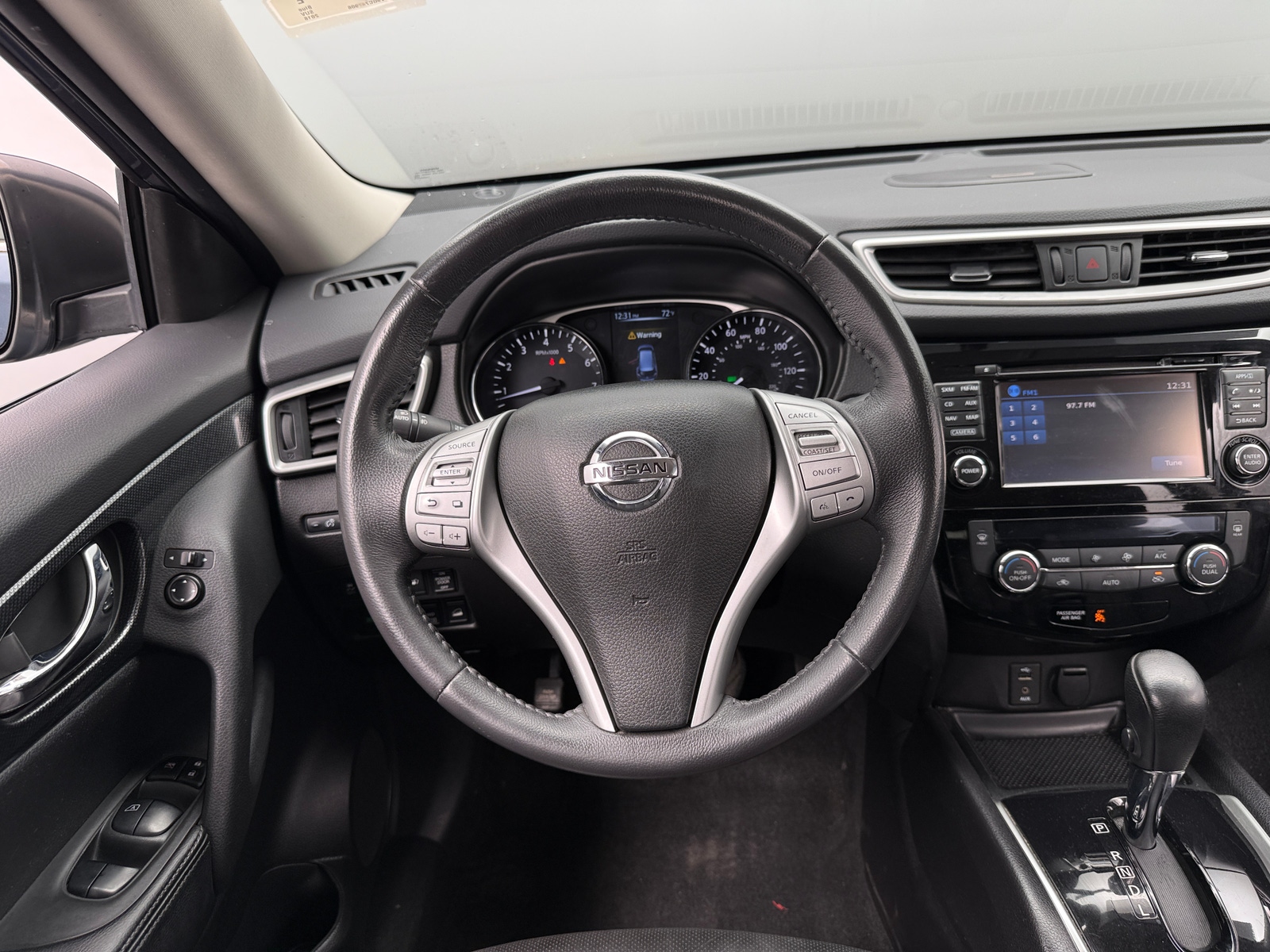 Thumbnail: 2016 Nissan Rogue - 4
