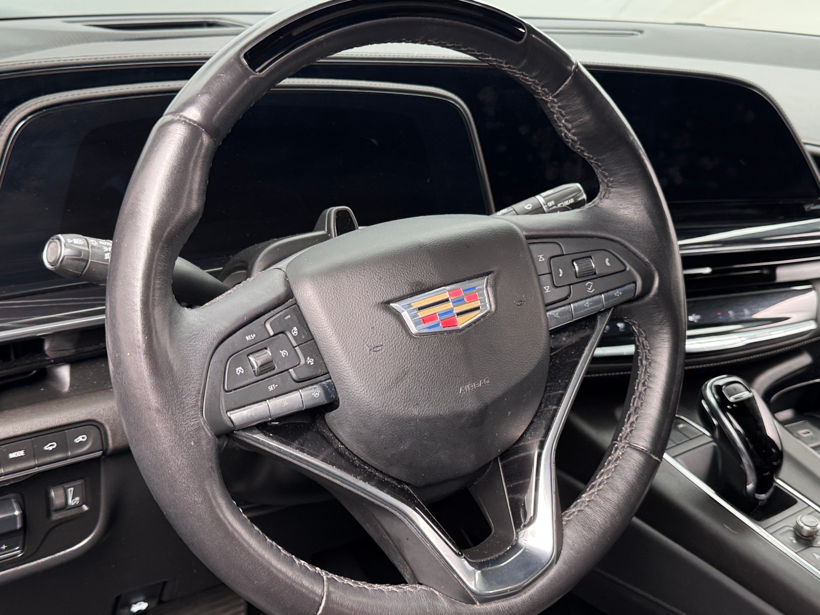 Thumbnail: 2023 Cadillac Escalade - 4