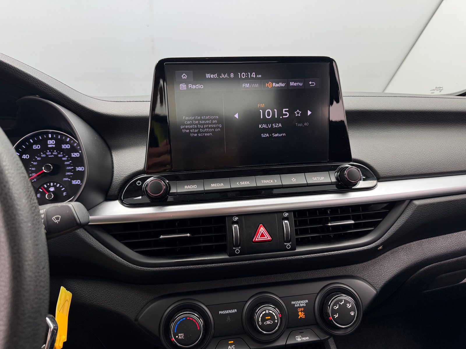 Thumbnail: 2024 Kia Forte - 4