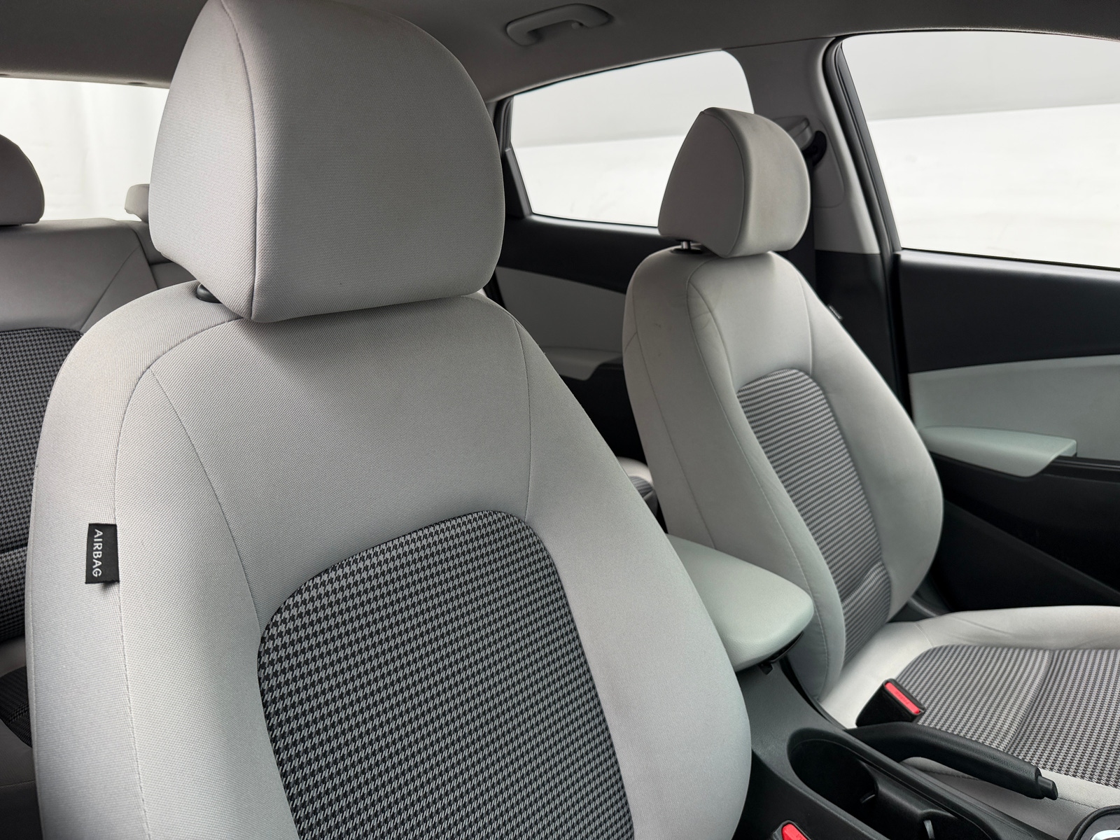 Thumbnail: 2023 Hyundai Kona - 2