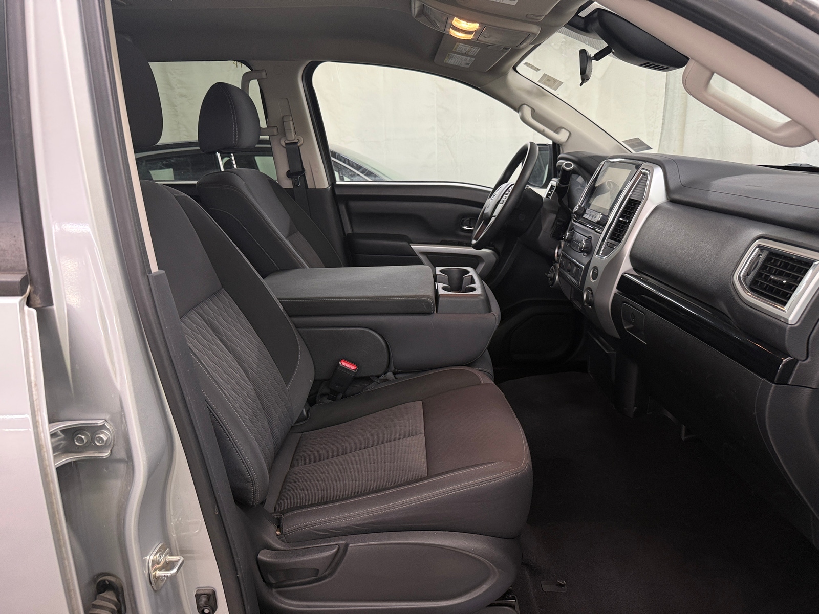 Thumbnail: 2021 Nissan Titan - 2