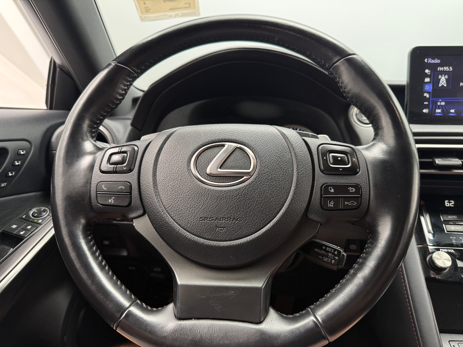Thumbnail: 2022 Lexus IS - 4