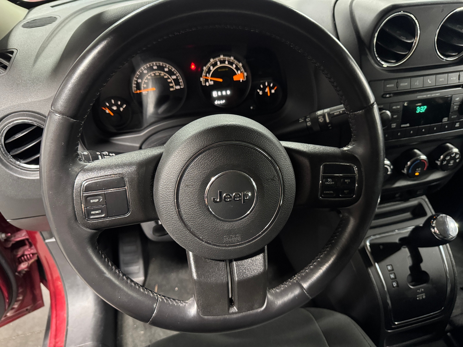 Thumbnail: 2017 Jeep Patriot - 5