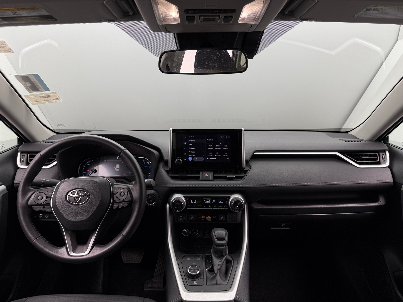 Thumbnail: 2025 Toyota RAV4 - 3