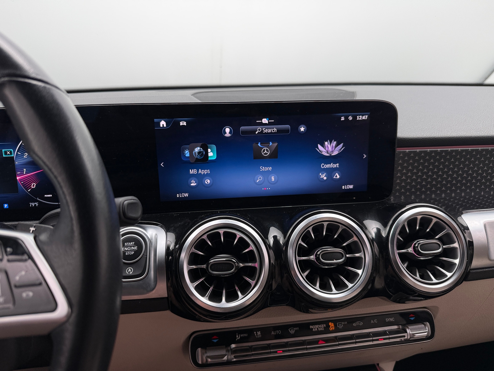 Thumbnail: 2024 Mercedes-Benz GLB - 3