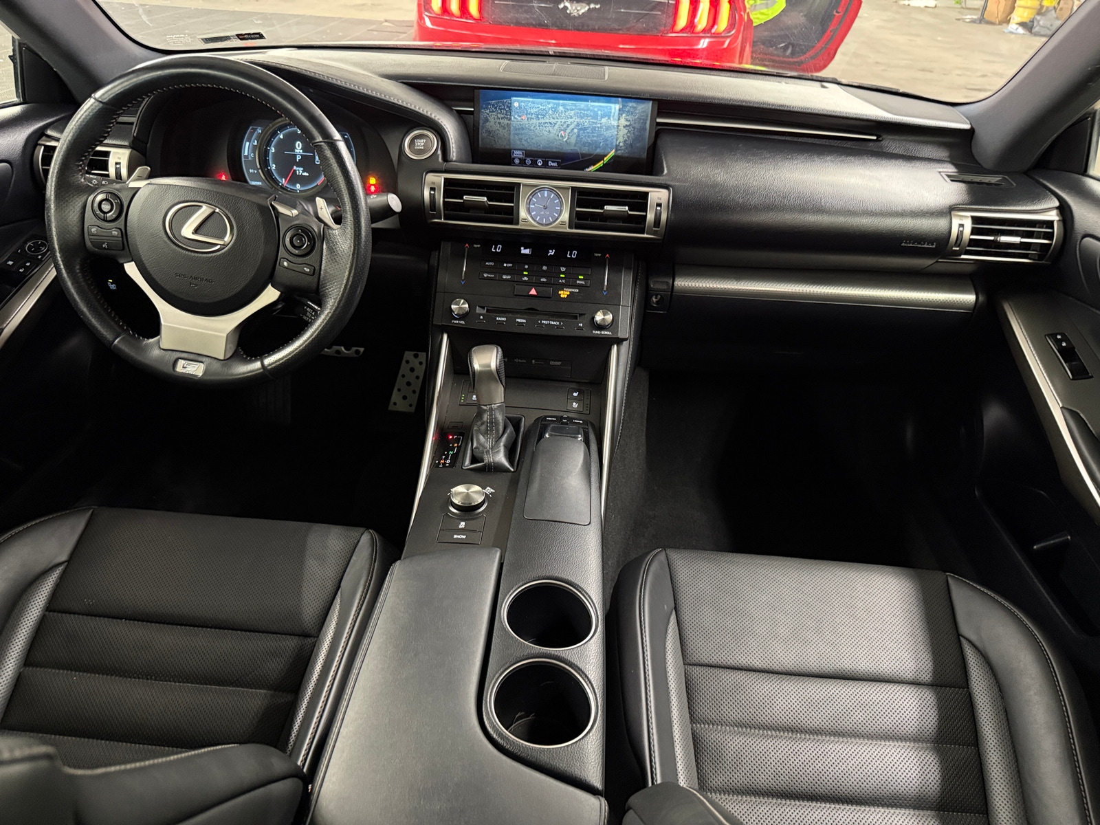 Thumbnail: 2015 Lexus IS - 2