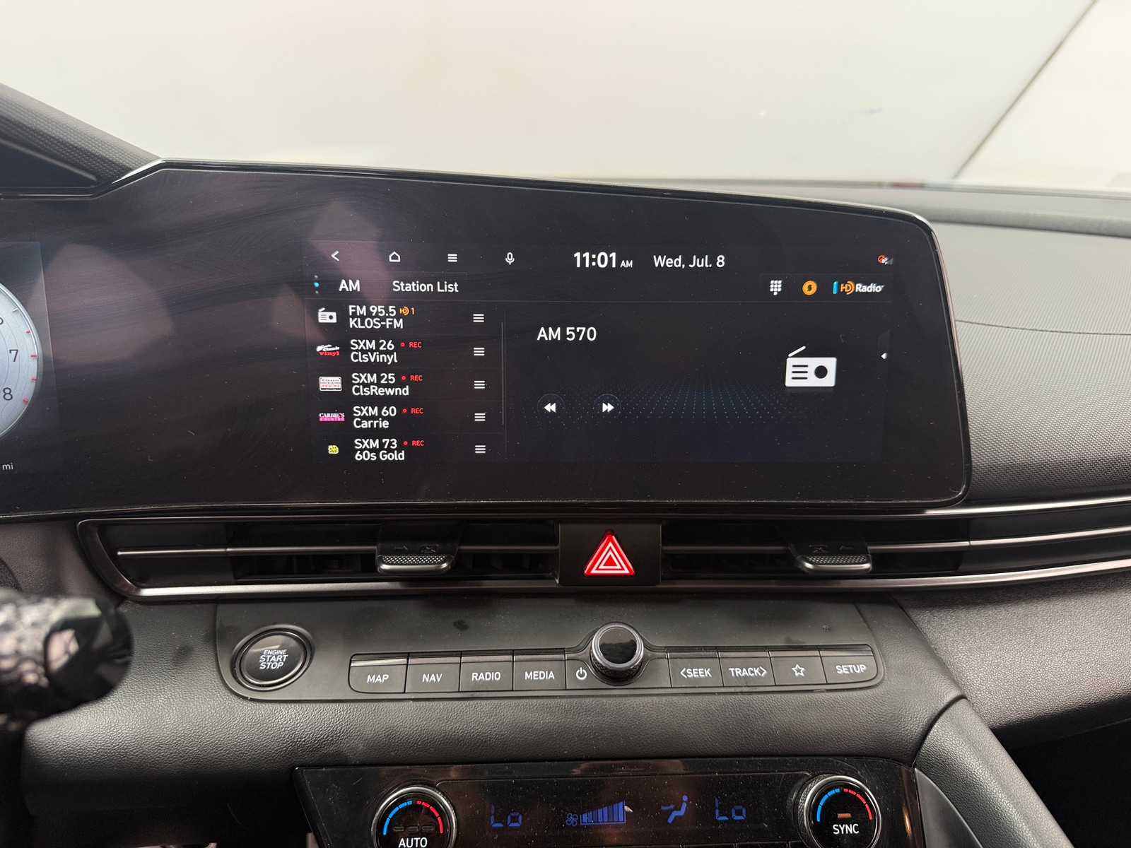 Thumbnail: 2023 Hyundai Elantra - 4