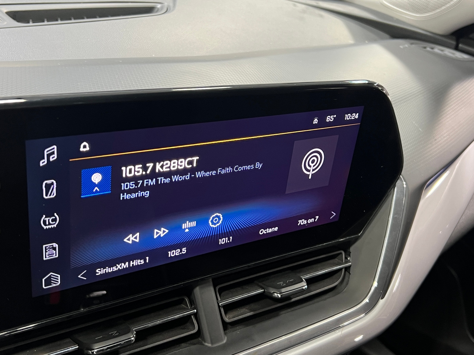 Thumbnail: 2025 Chevrolet Trax - 4