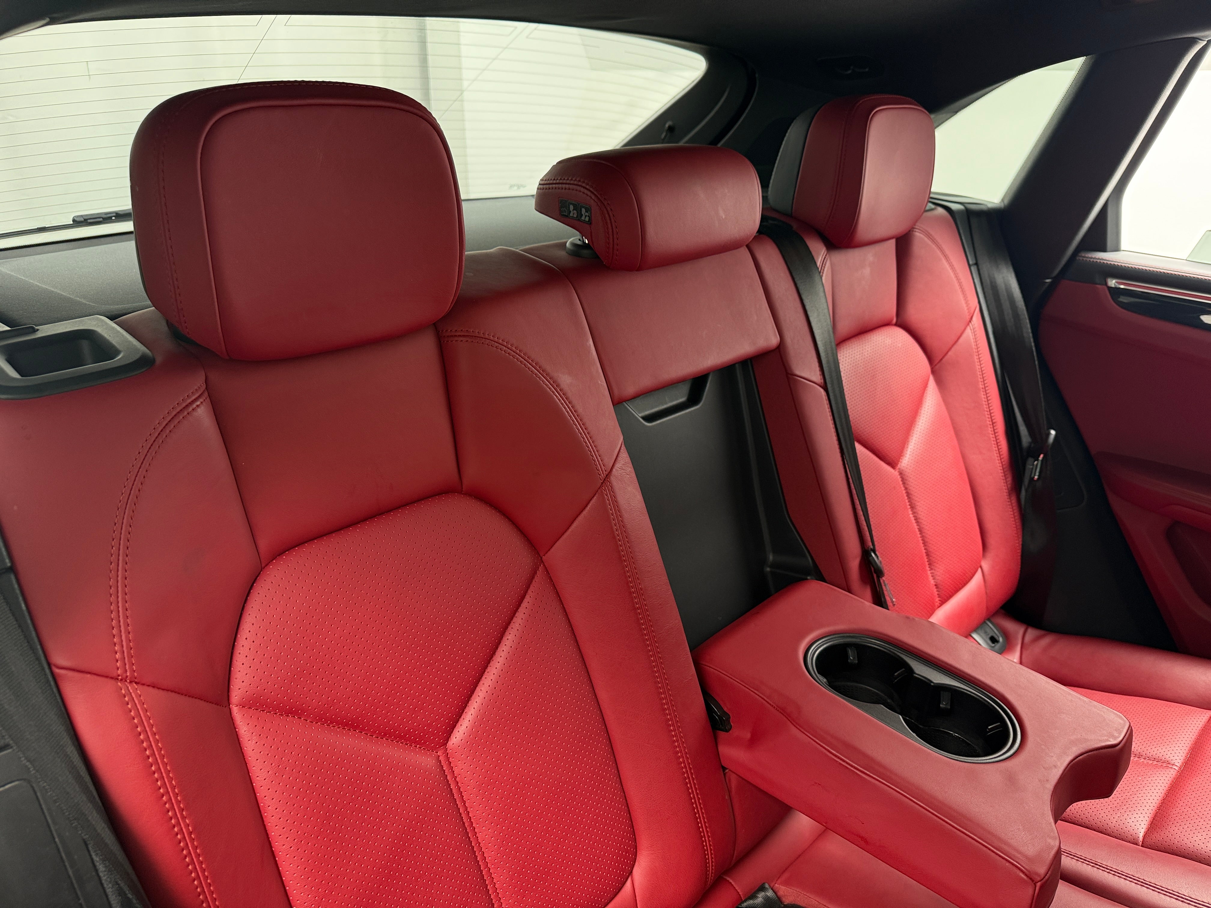 2015 Porsche Macan