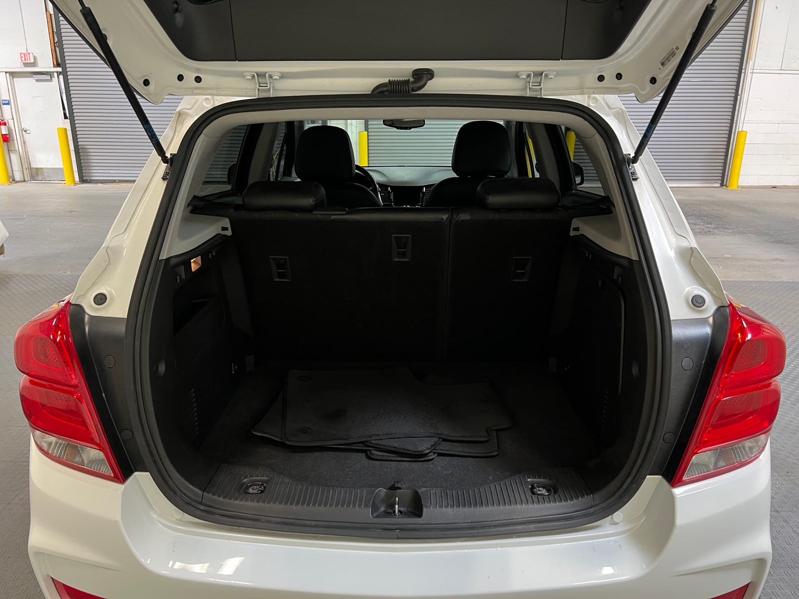 Thumbnail: 2018 Chevrolet Trax - 7