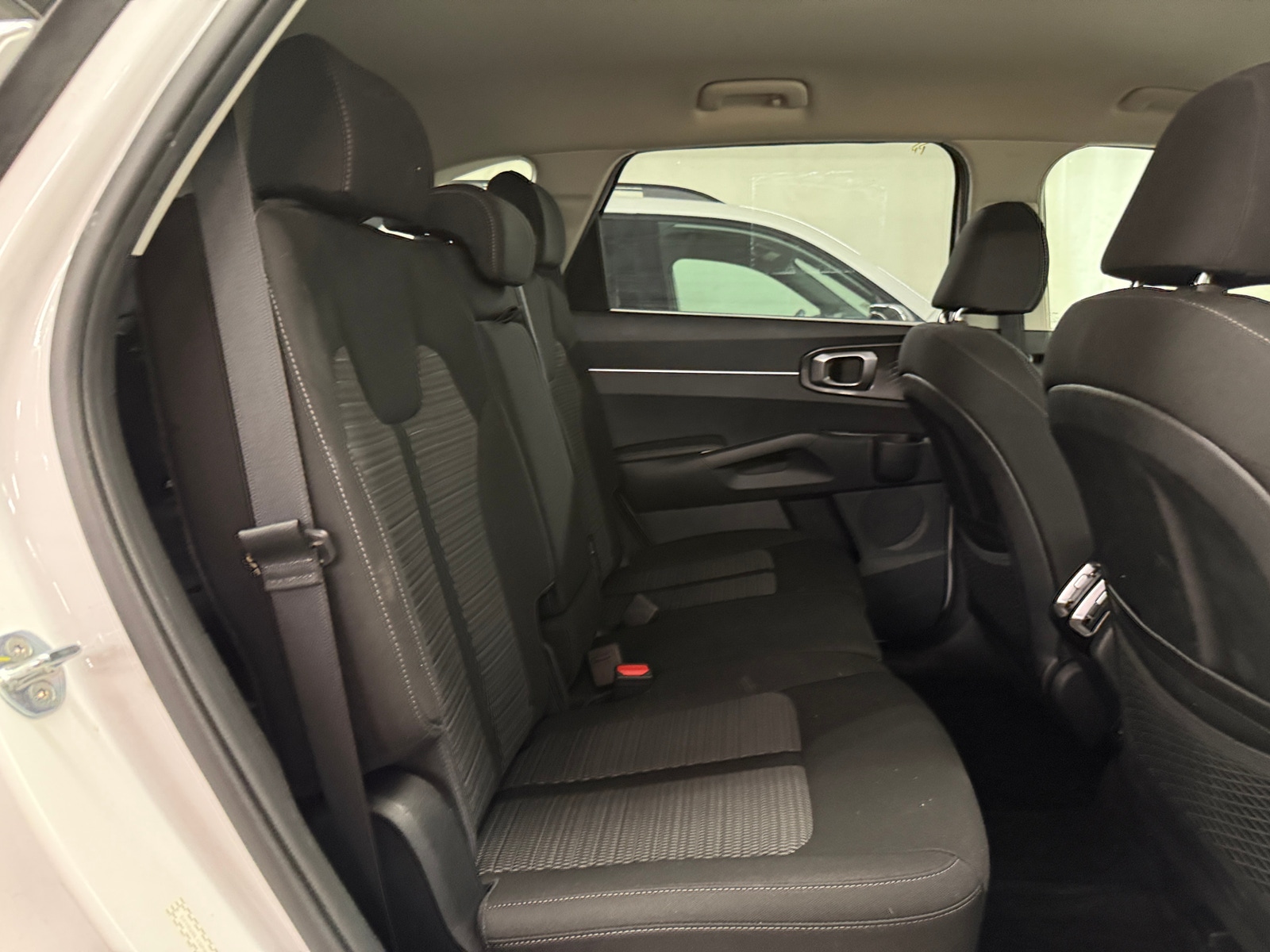 Thumbnail: 2023 Kia Sorento - 6