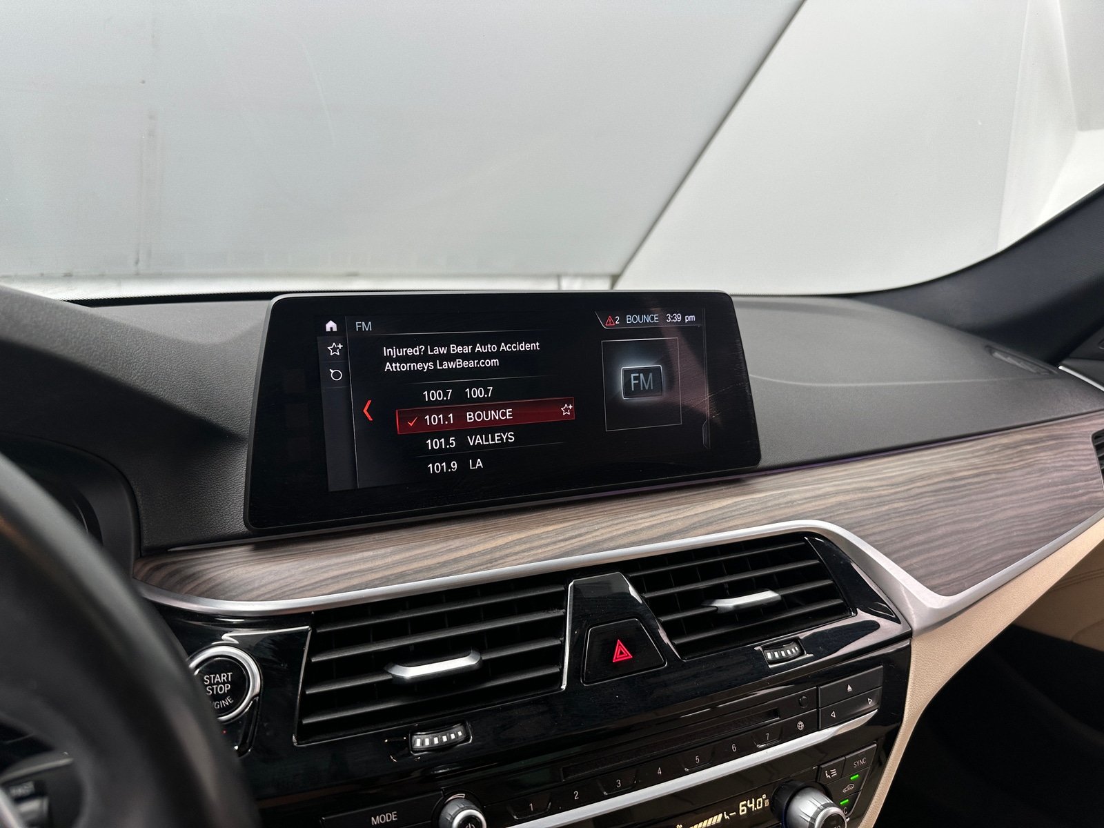 Thumbnail: 2017 BMW 5 Series - 4