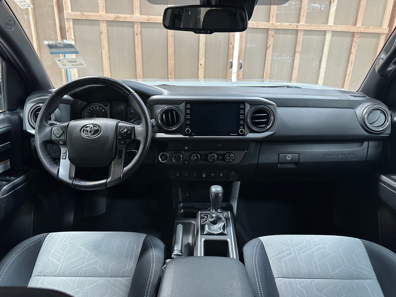 Thumbnail: 2020 Toyota Tacoma - 3