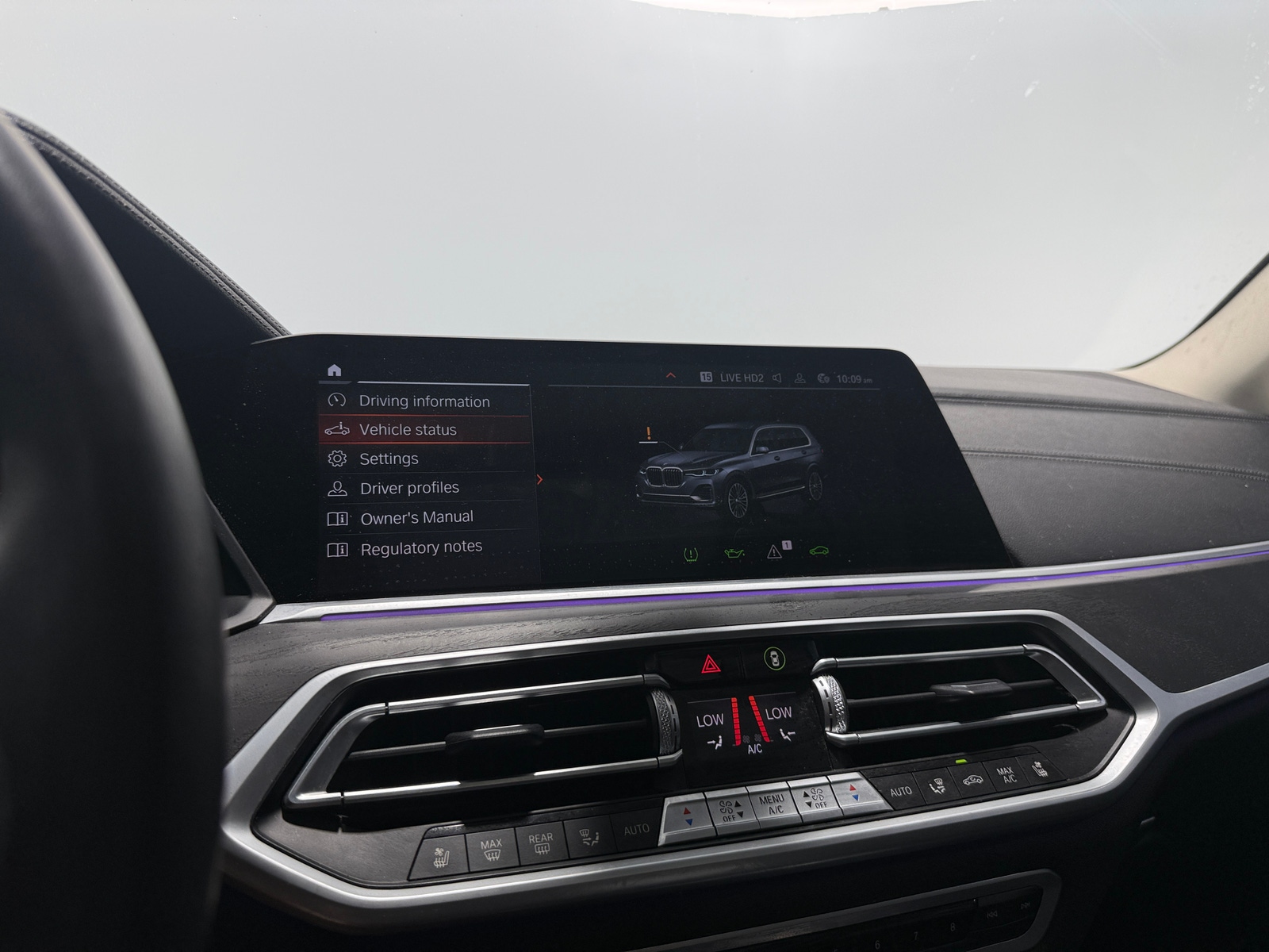Thumbnail: 2021 BMW X7 - 3