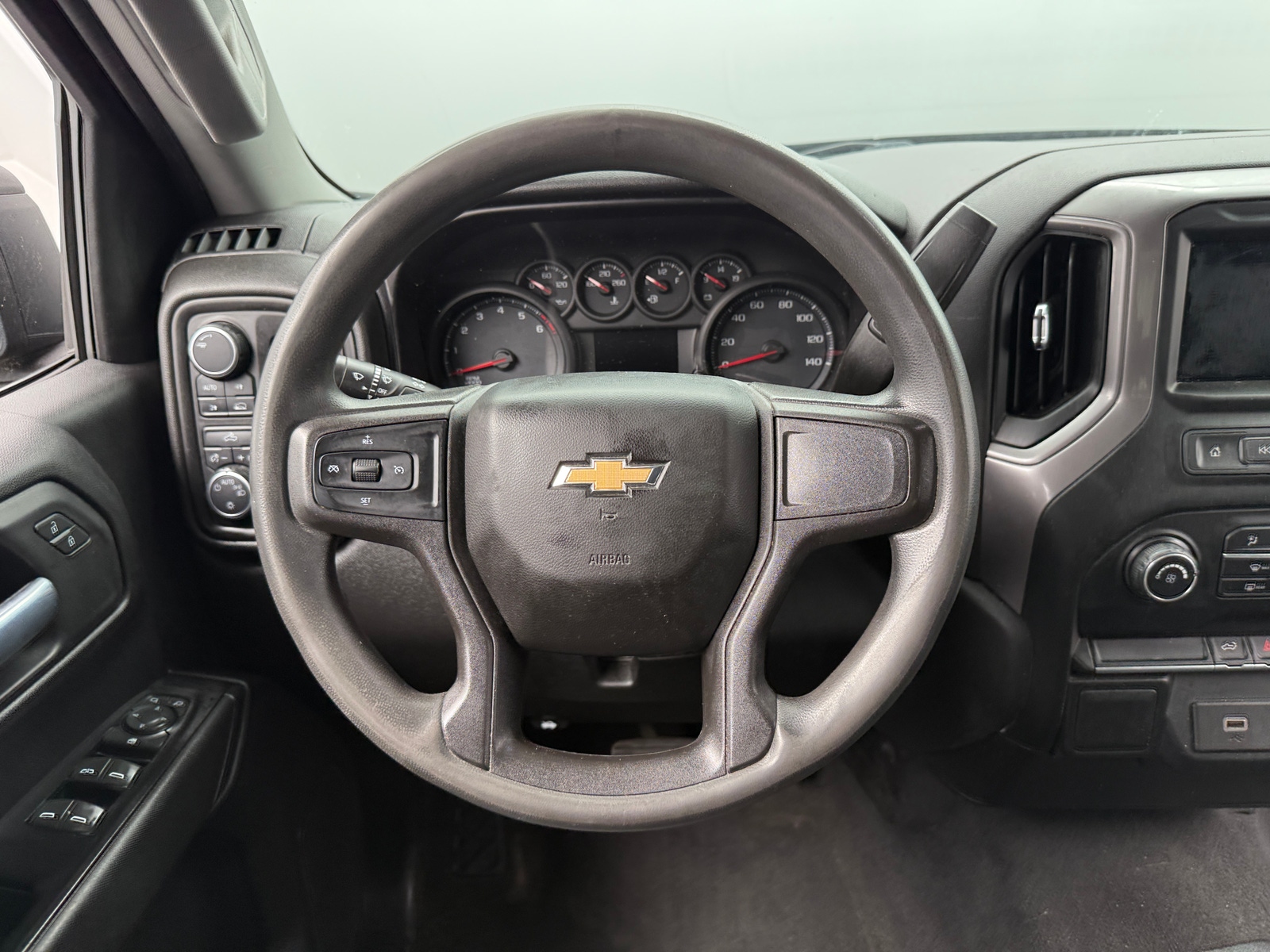 Thumbnail: 2019 Chevrolet Silverado 1500 - 5