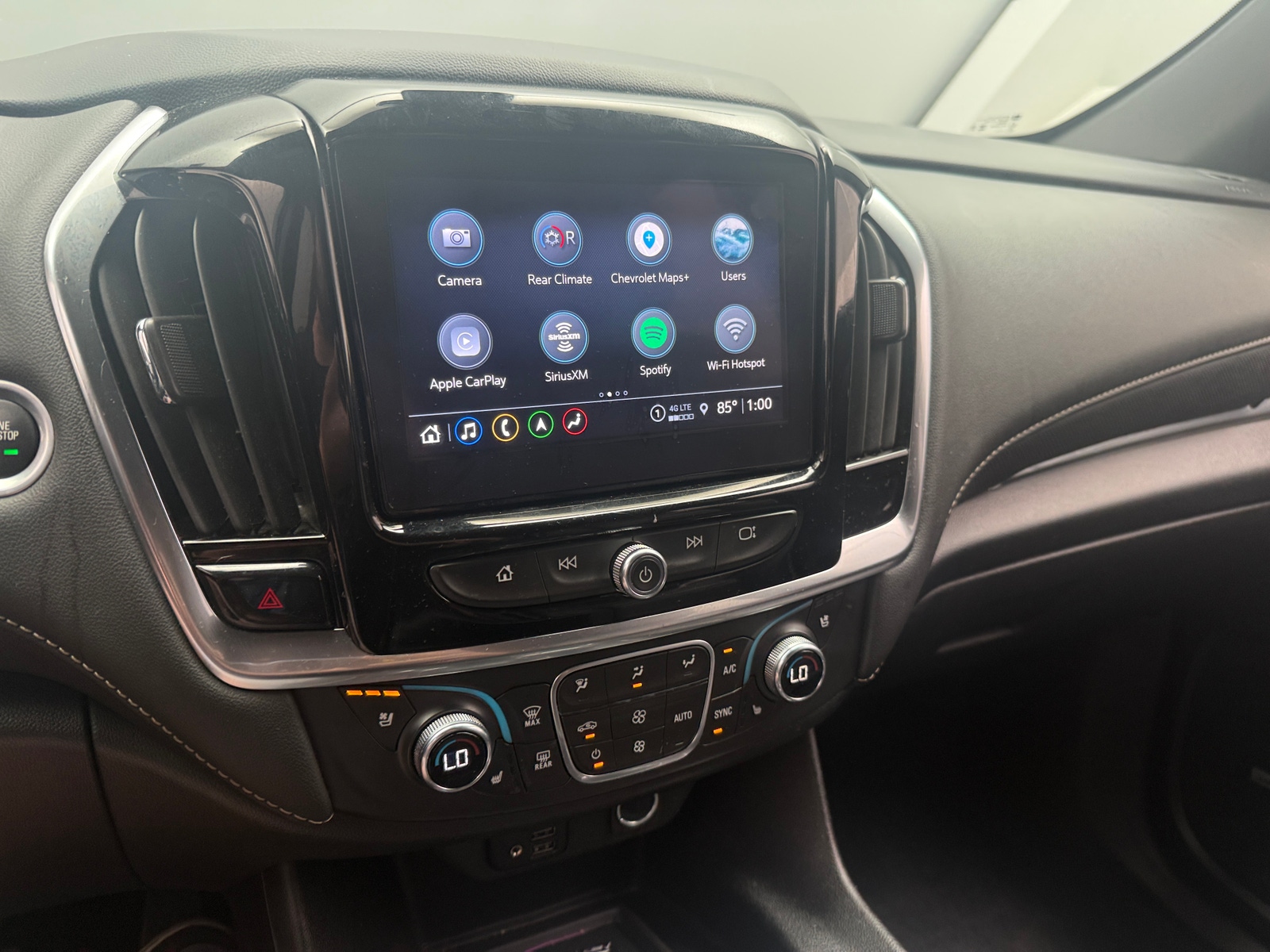 Thumbnail: 2023 Chevrolet Traverse - 3