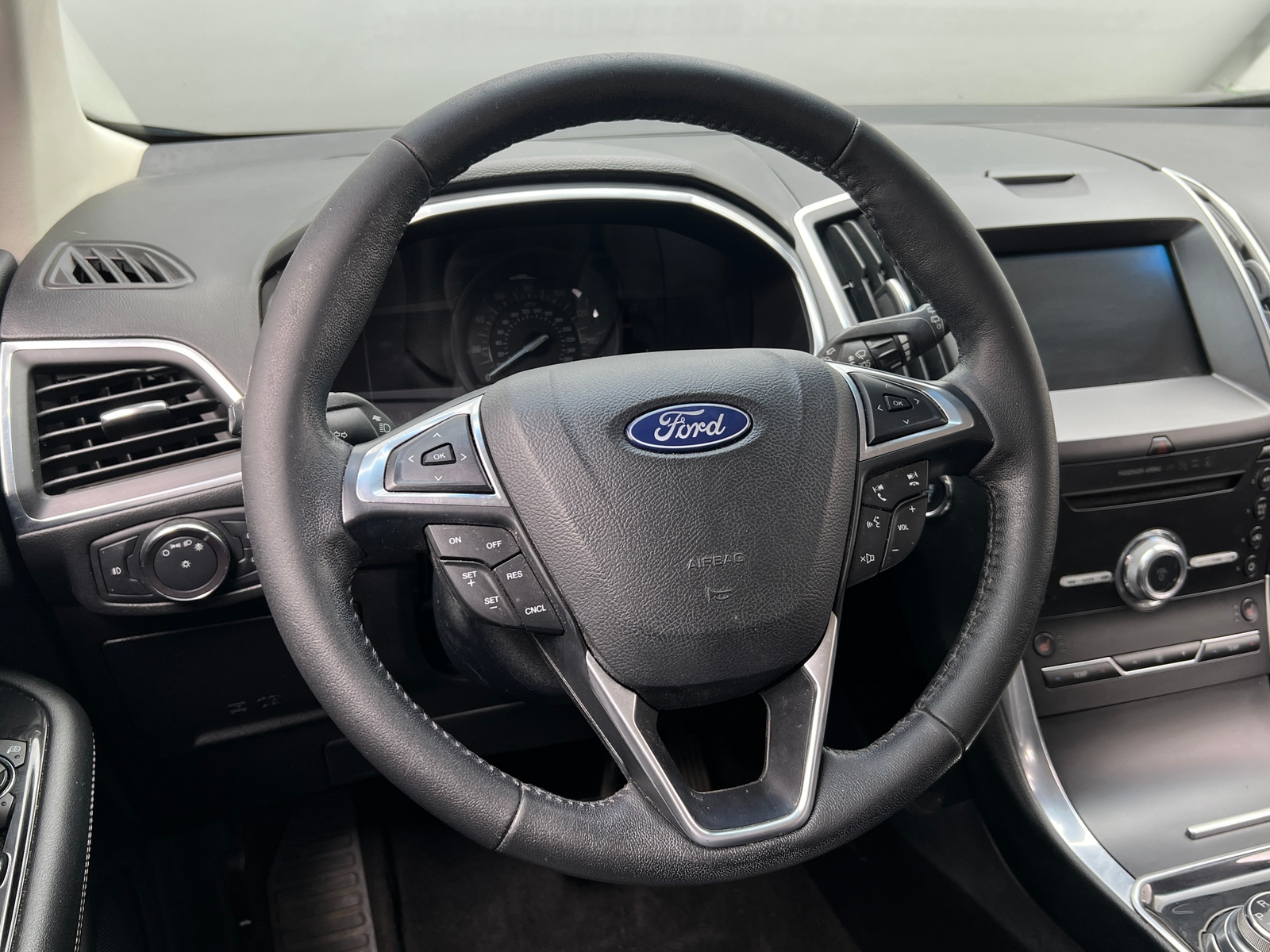 Thumbnail: 2019 Ford Edge - 4