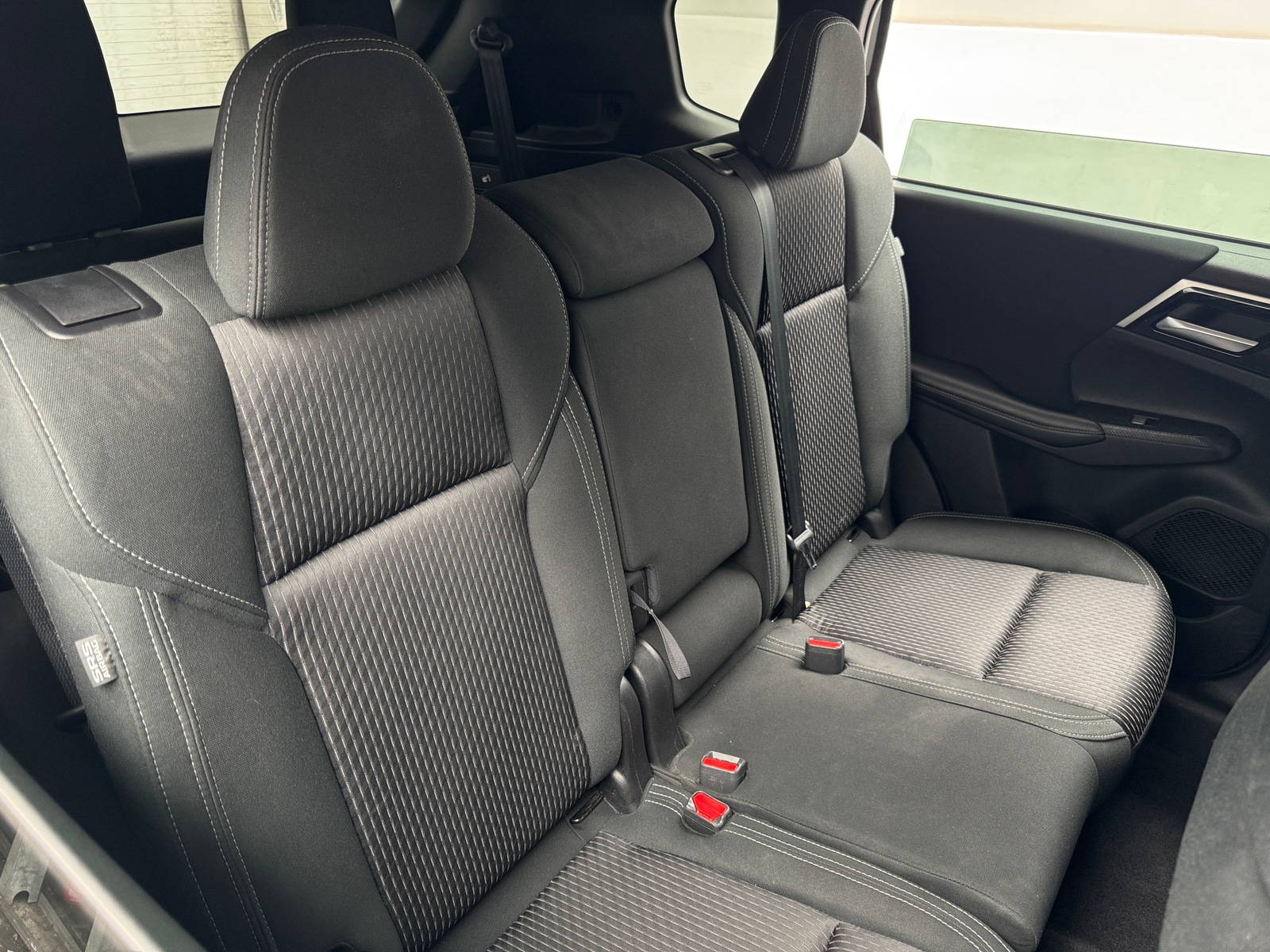 Thumbnail: 2022 Mitsubishi Outlander - 6