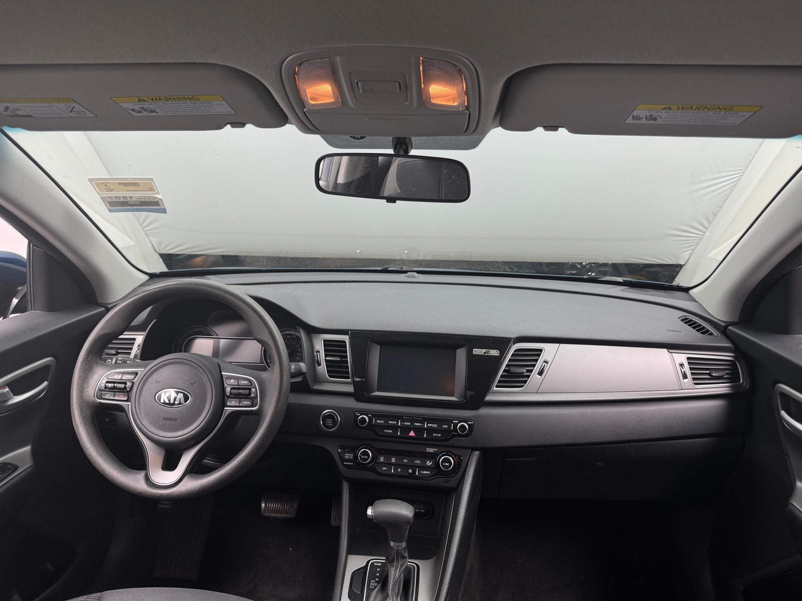 Thumbnail: 2019 Kia Niro - 3