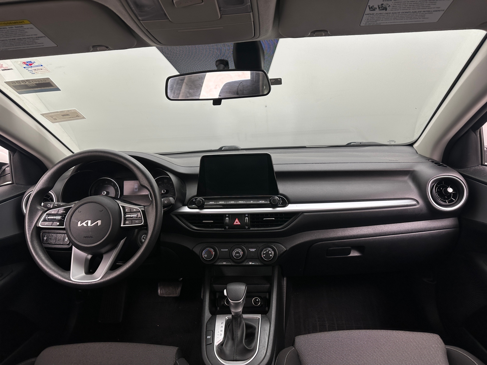 Thumbnail: 2022 Kia Forte - 3