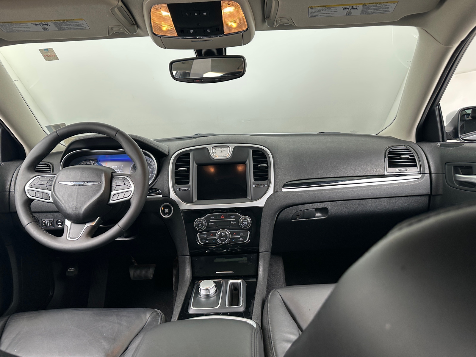 Thumbnail: 2023 Chrysler 300 - 2