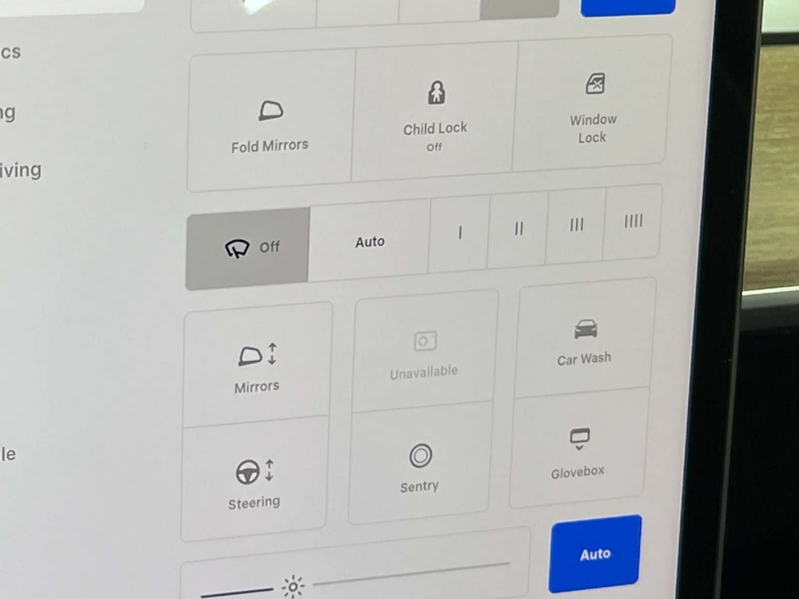 Thumbnail: 2023 Tesla Model Y - 3