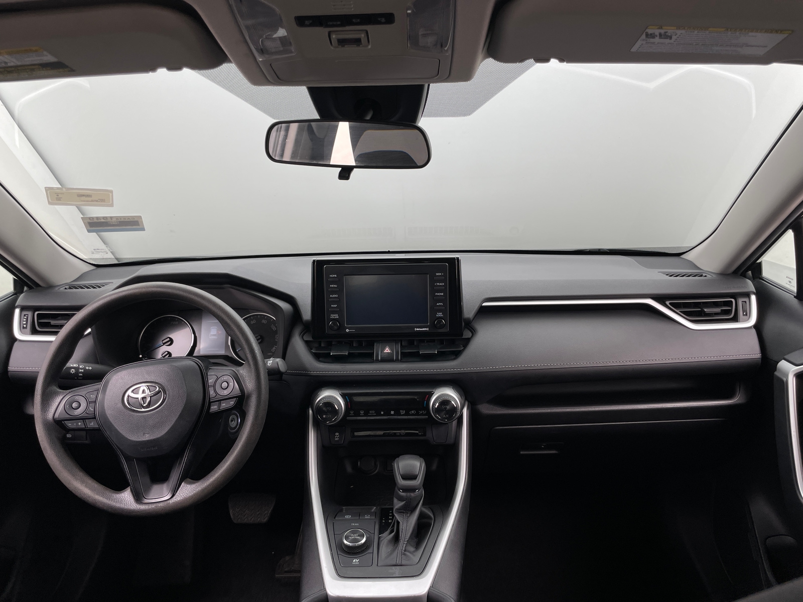 Thumbnail: 2022 Toyota RAV4 - 3