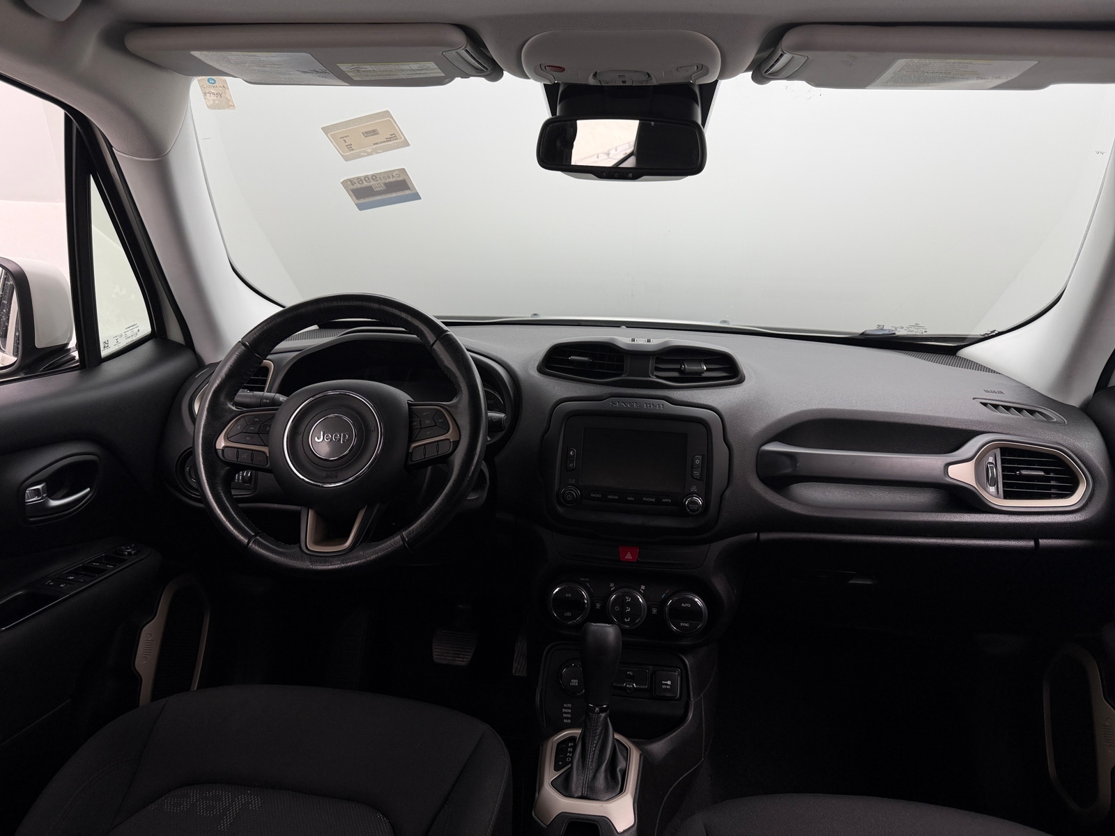 Thumbnail: 2017 Jeep Renegade - 3