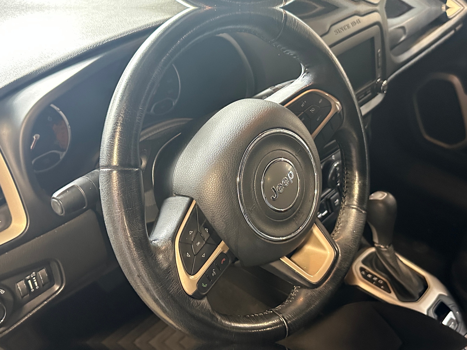 Thumbnail: 2017 Jeep Renegade - 5