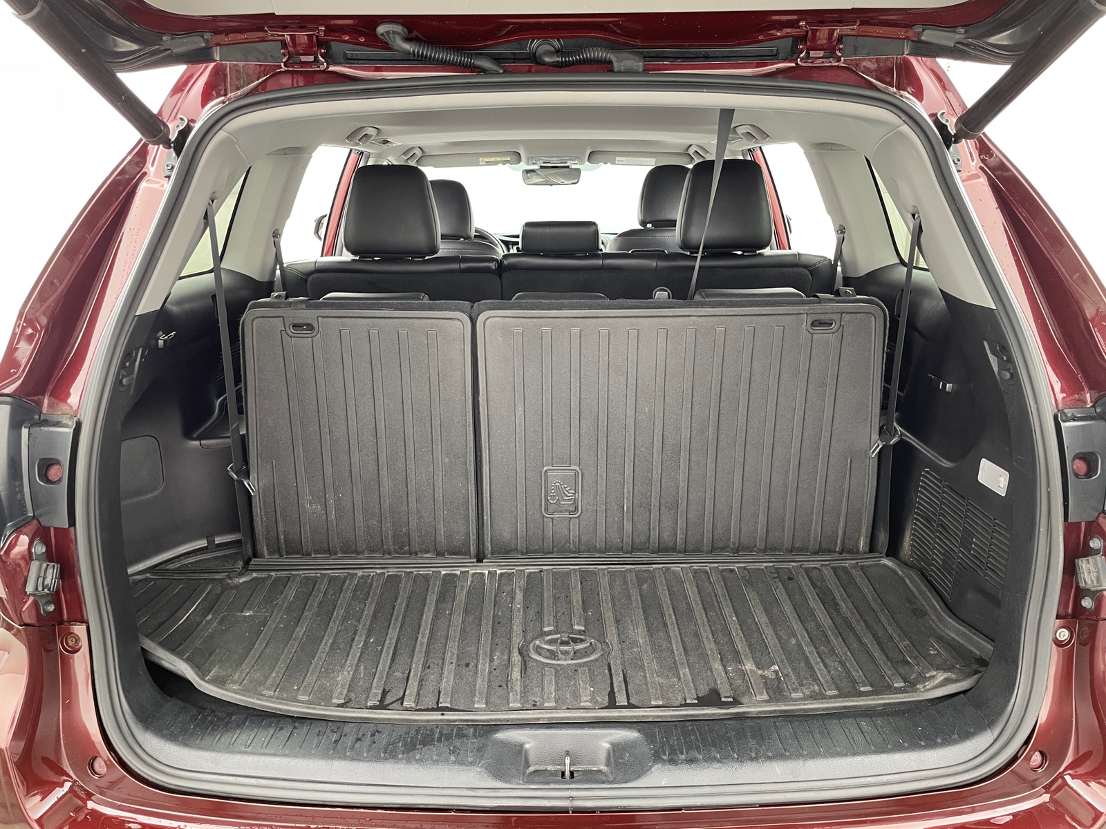 Thumbnail: 2019 Toyota Highlander - 6