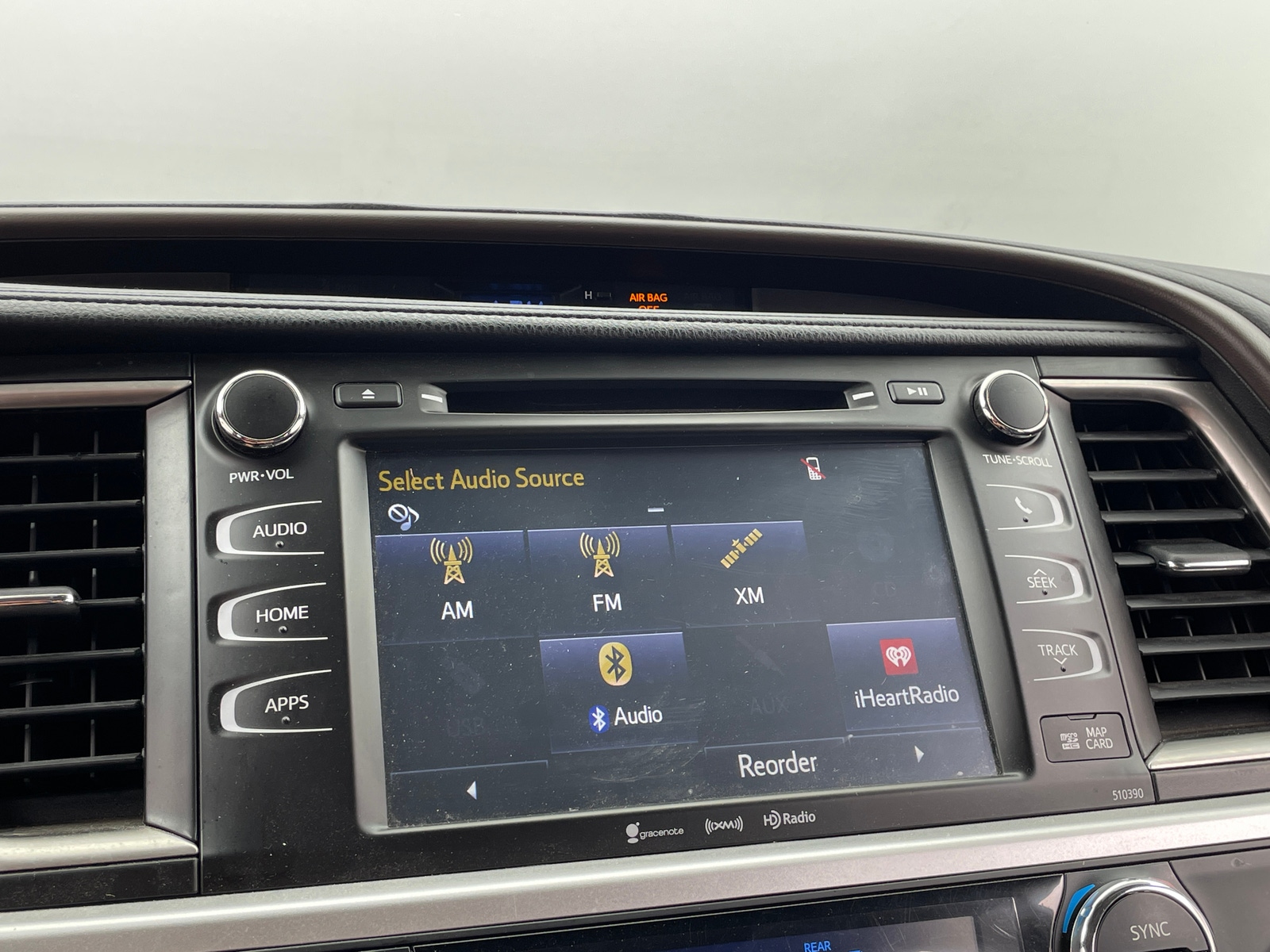 Thumbnail: 2019 Toyota Highlander - 3