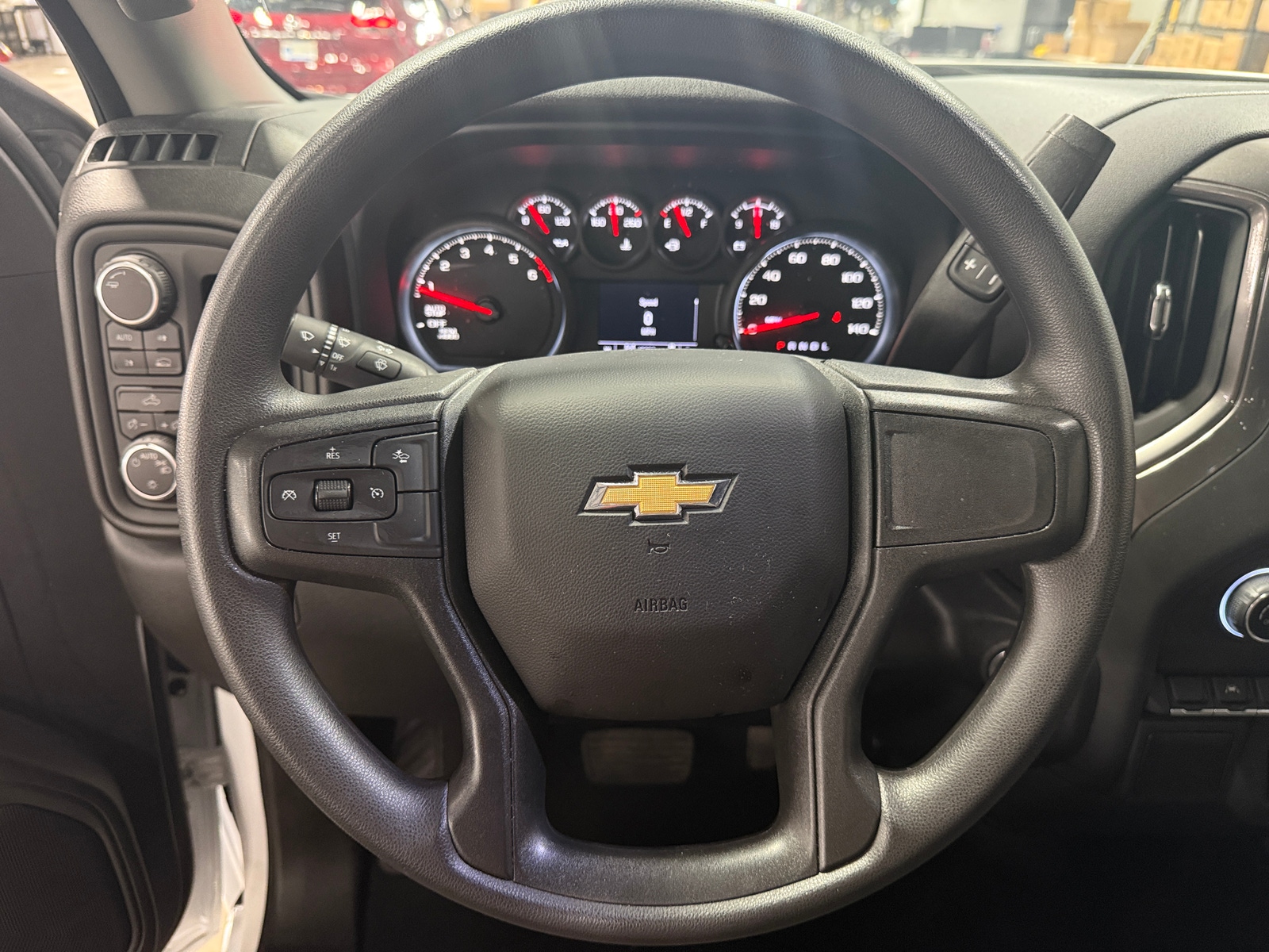 Thumbnail: 2025 Chevrolet Silverado 1500 - 5