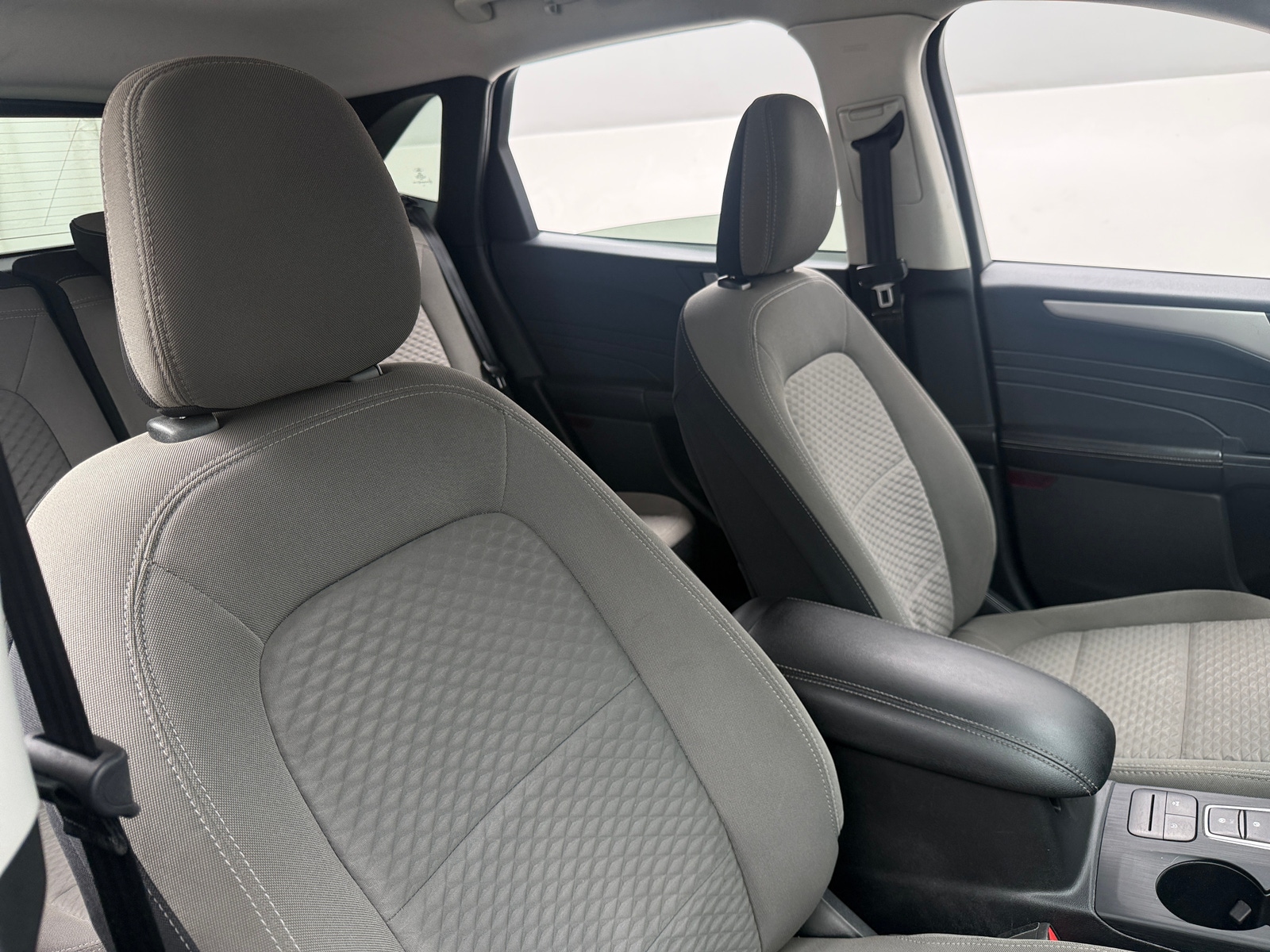 Thumbnail: 2021 Ford Escape - 2
